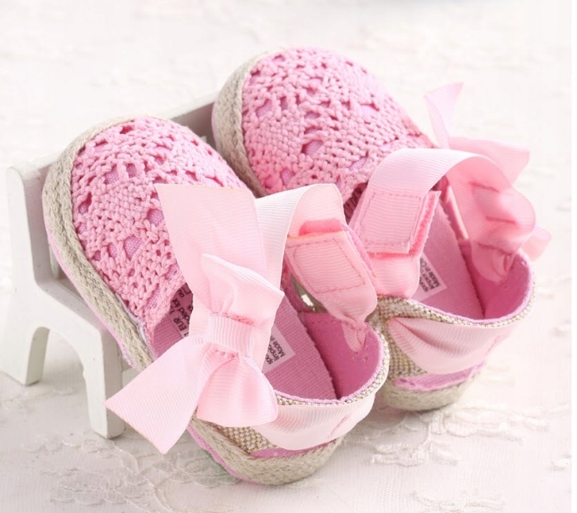 NIECHODKI buty SANDAŁKI haftowane r. 17/18 chrzest Marka Inna marka