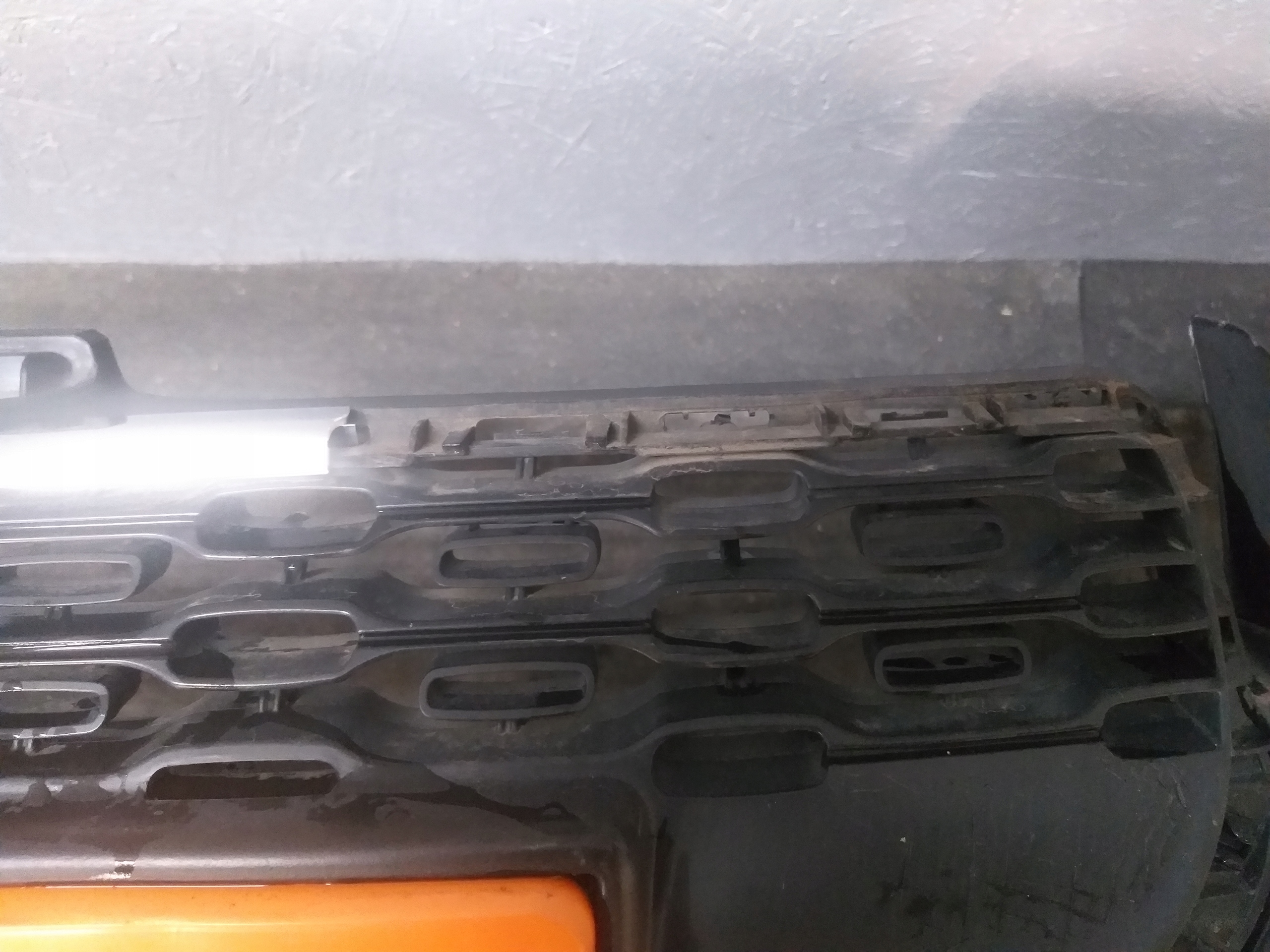STOSSSTANGE VORNE PEUGEOT 208
