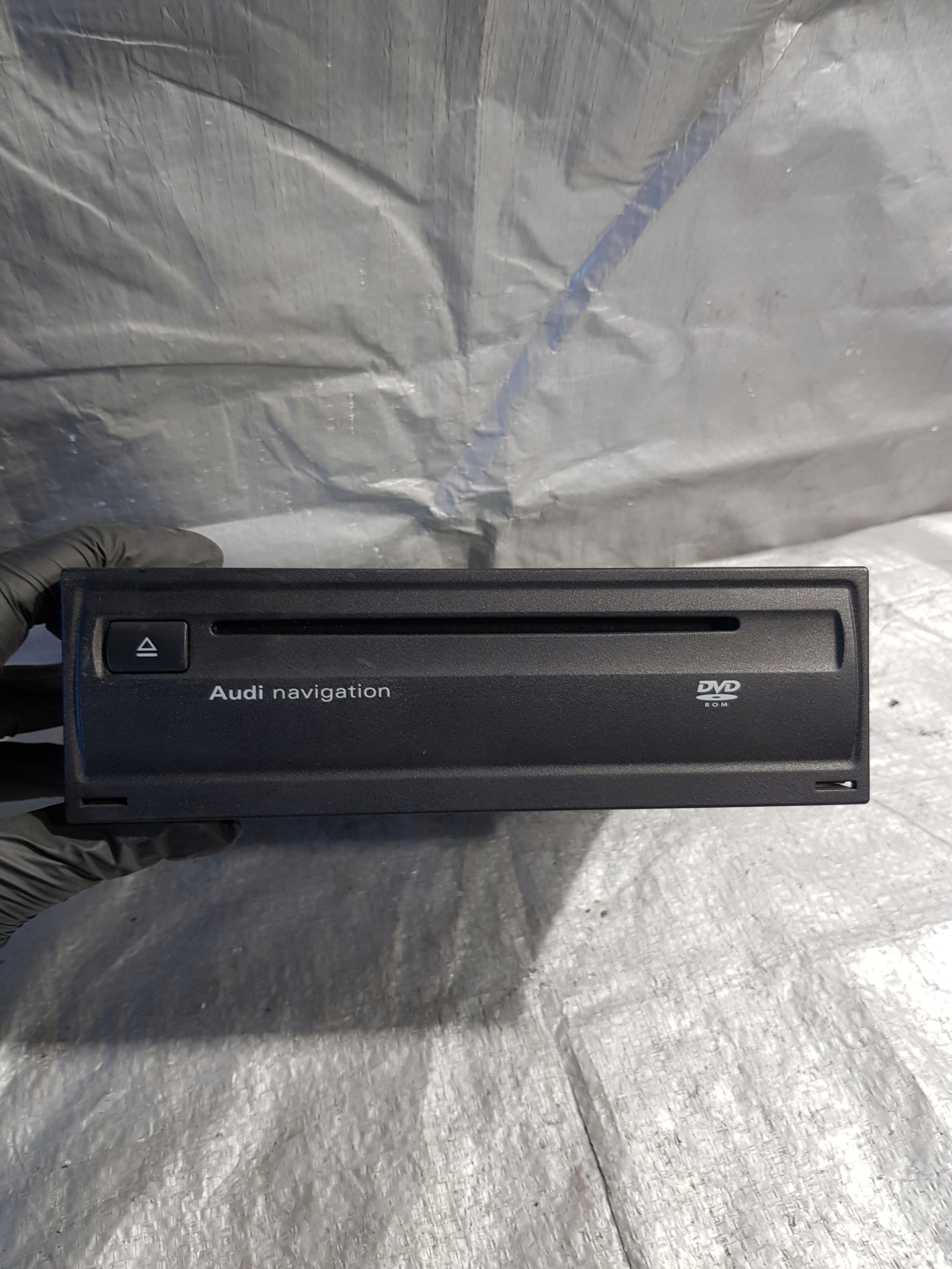 AUDI A4 B8 Lecteur Navigation 4E0910888E
