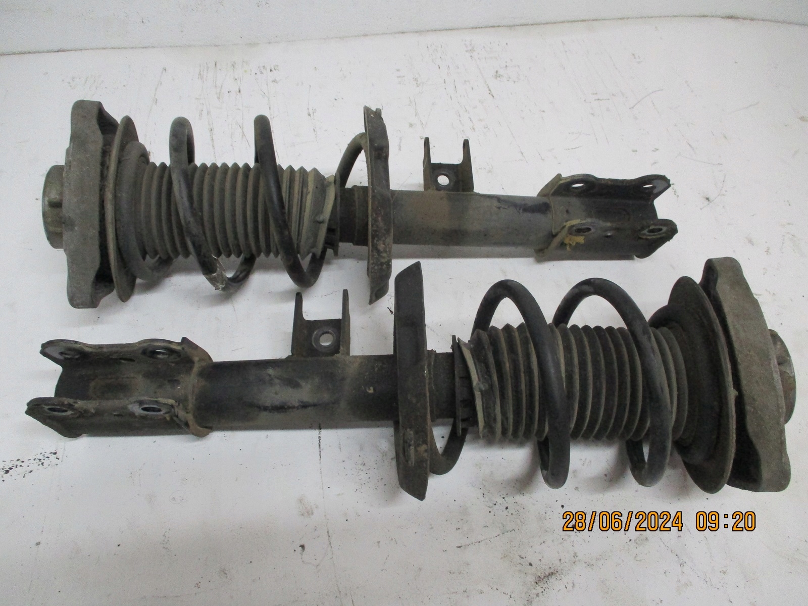 shock absorber AMOR MERCEDES CLA 117 A-KLASA front right
