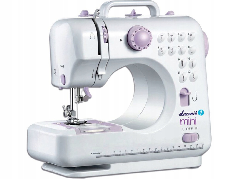 Maszyna do szycia Łucznik Mini osłonka na palce i akcesoria