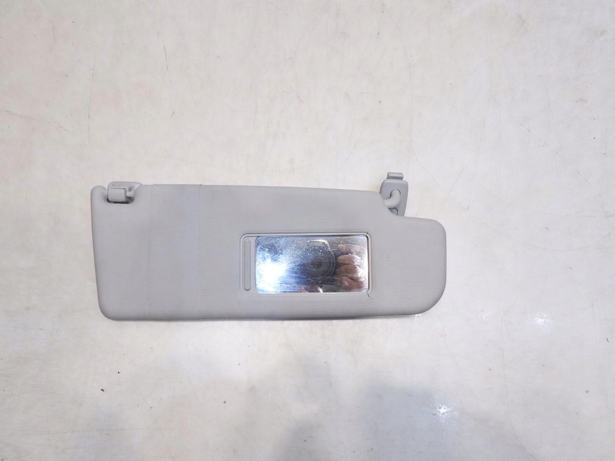 солнцезащитный козырек правый vw Golf V PLUS 1K0857552D