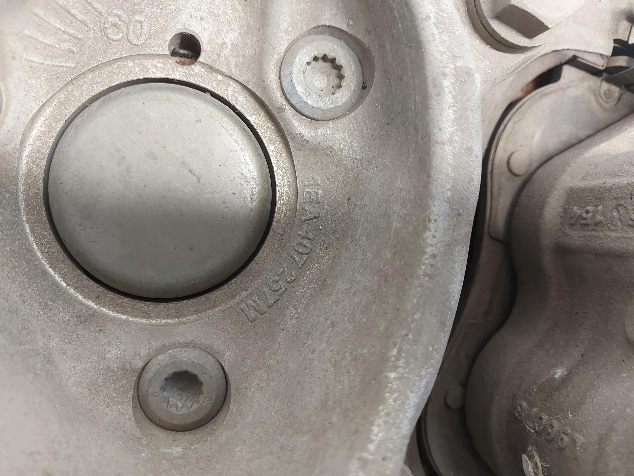 Skoda Elroq 5LJ iV85 , SUV 5D 2025r swing front left 1EA407257M