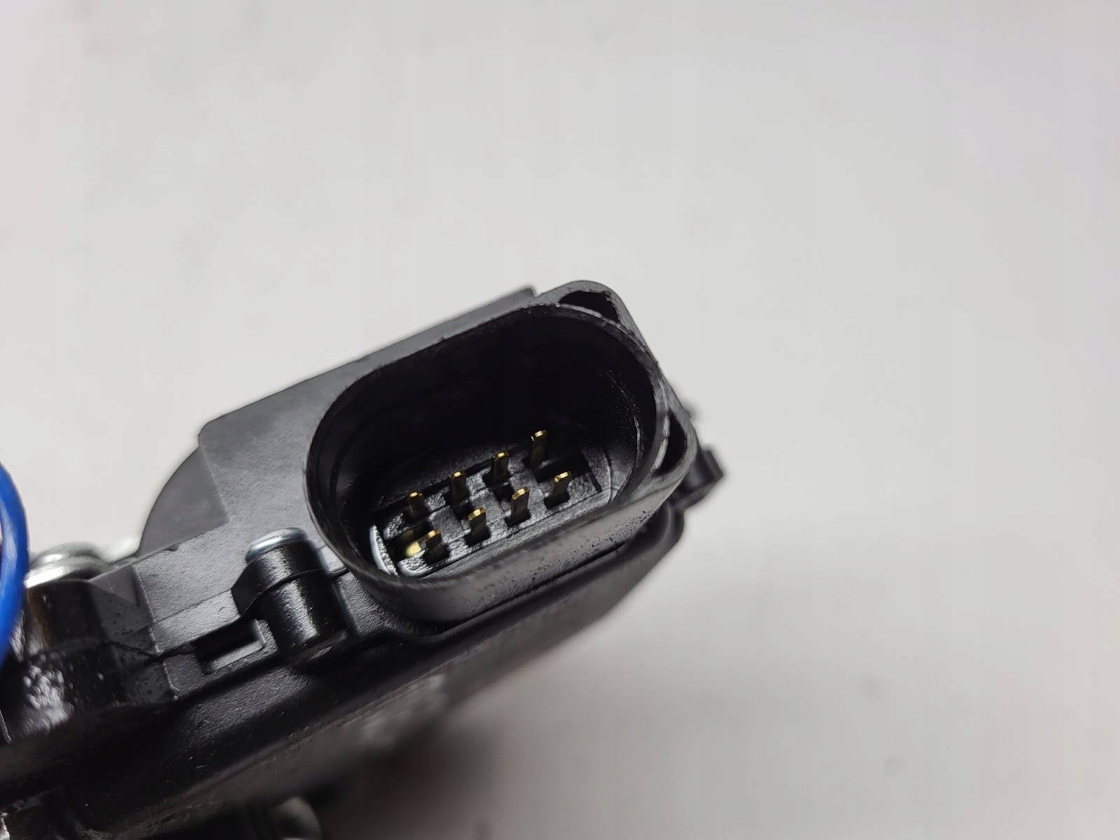 lock door left front Seat Toledo II 1.9 TDI europa