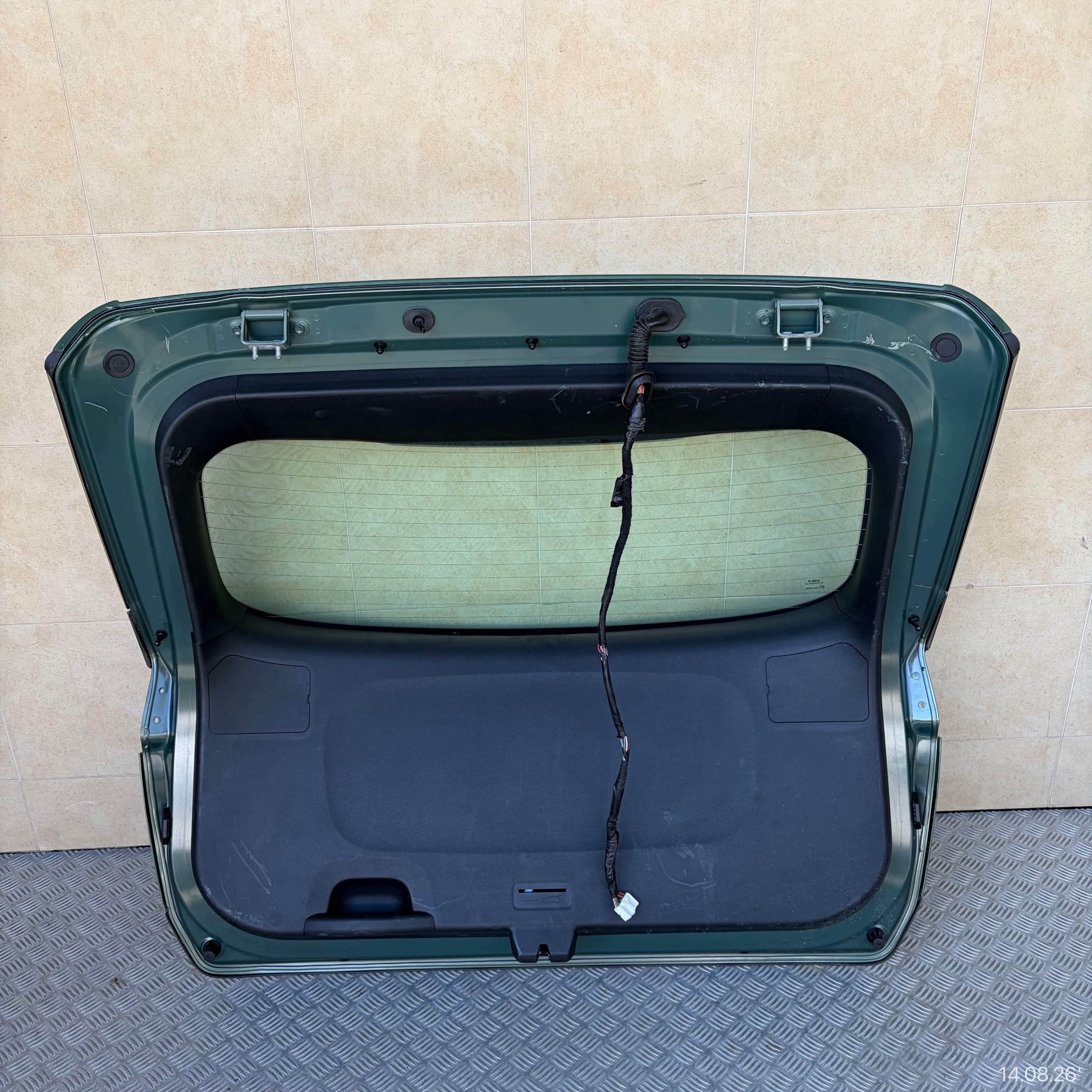 boot doors complete KIA SPORTAGE V 2024 ROK below KAMERE