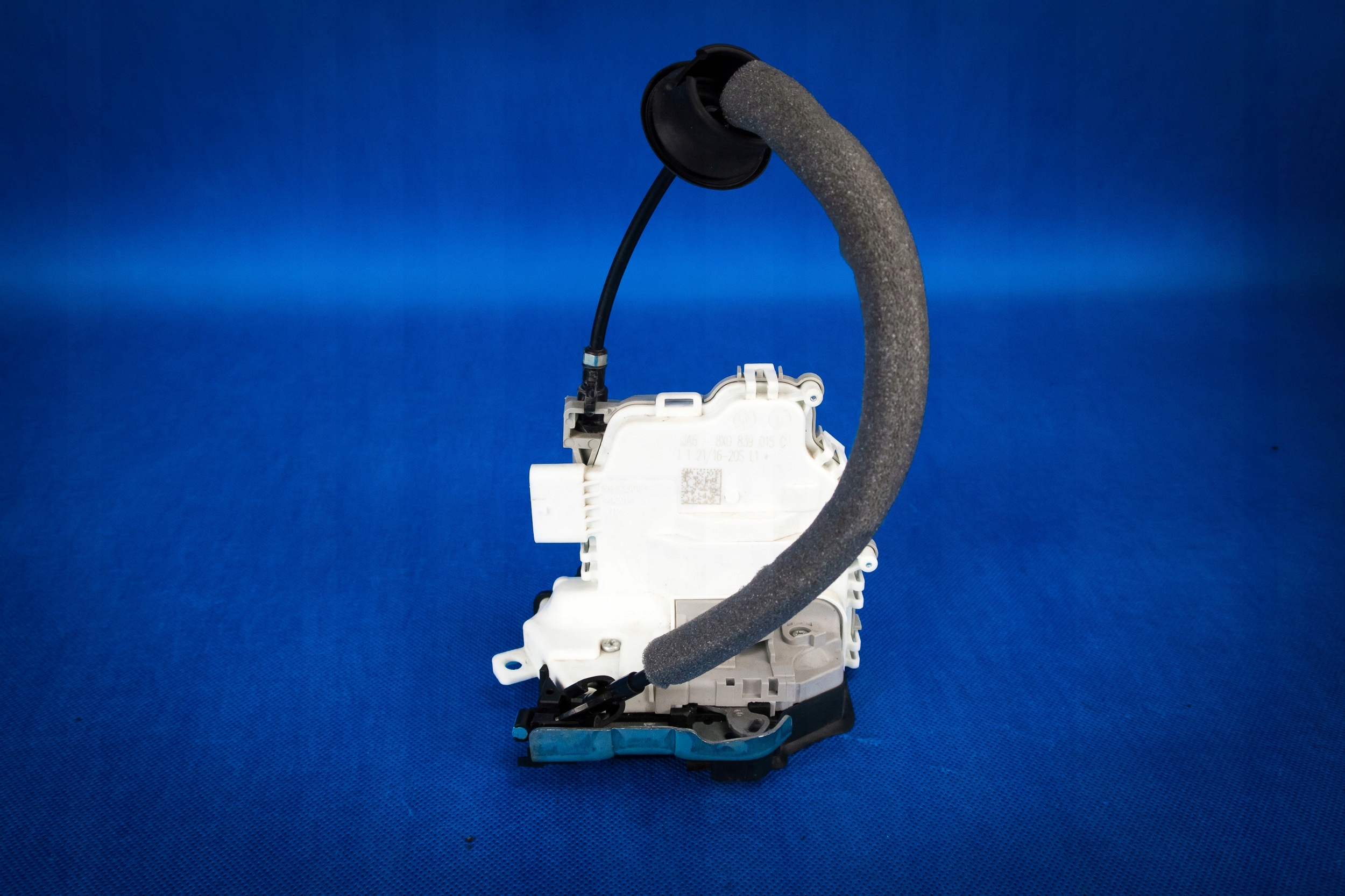 Schloß Tür heck Audi A1 A4 A5 8W Q5 80A 8X0839015C
