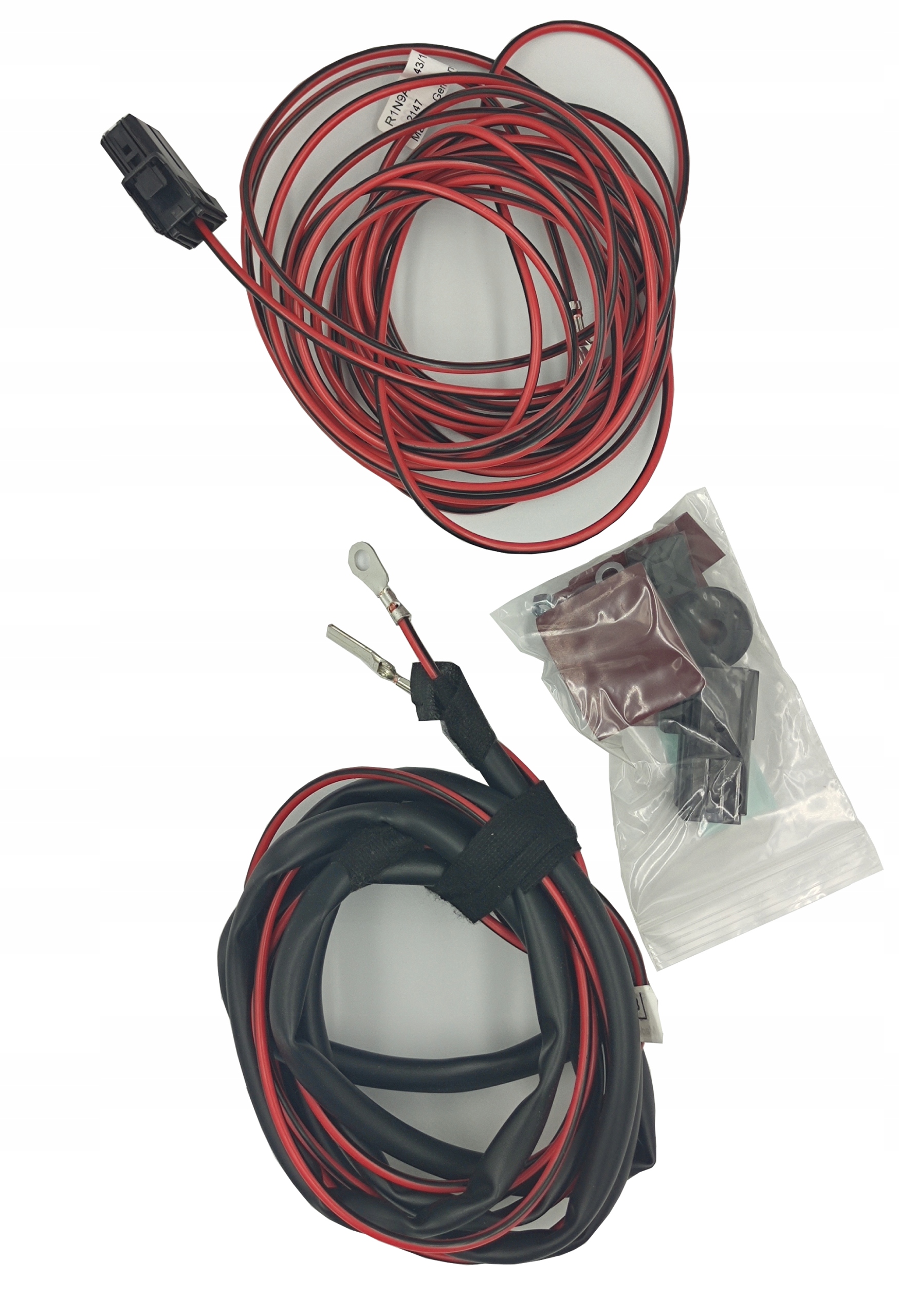 AMBM5J-19H465-AB - Дополнительные комплекты крючков для FORD FOCUS Mk3 2011-