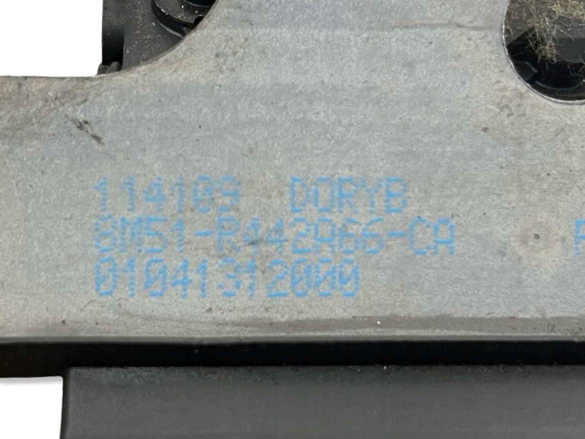 lock bonnet boot Ford Focus 2 facelift 2009 8M51-R442A66-CA