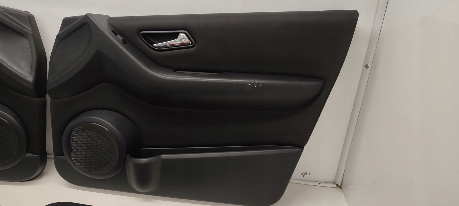 side side komplet Mercedes W169 1,5 petrol 5D