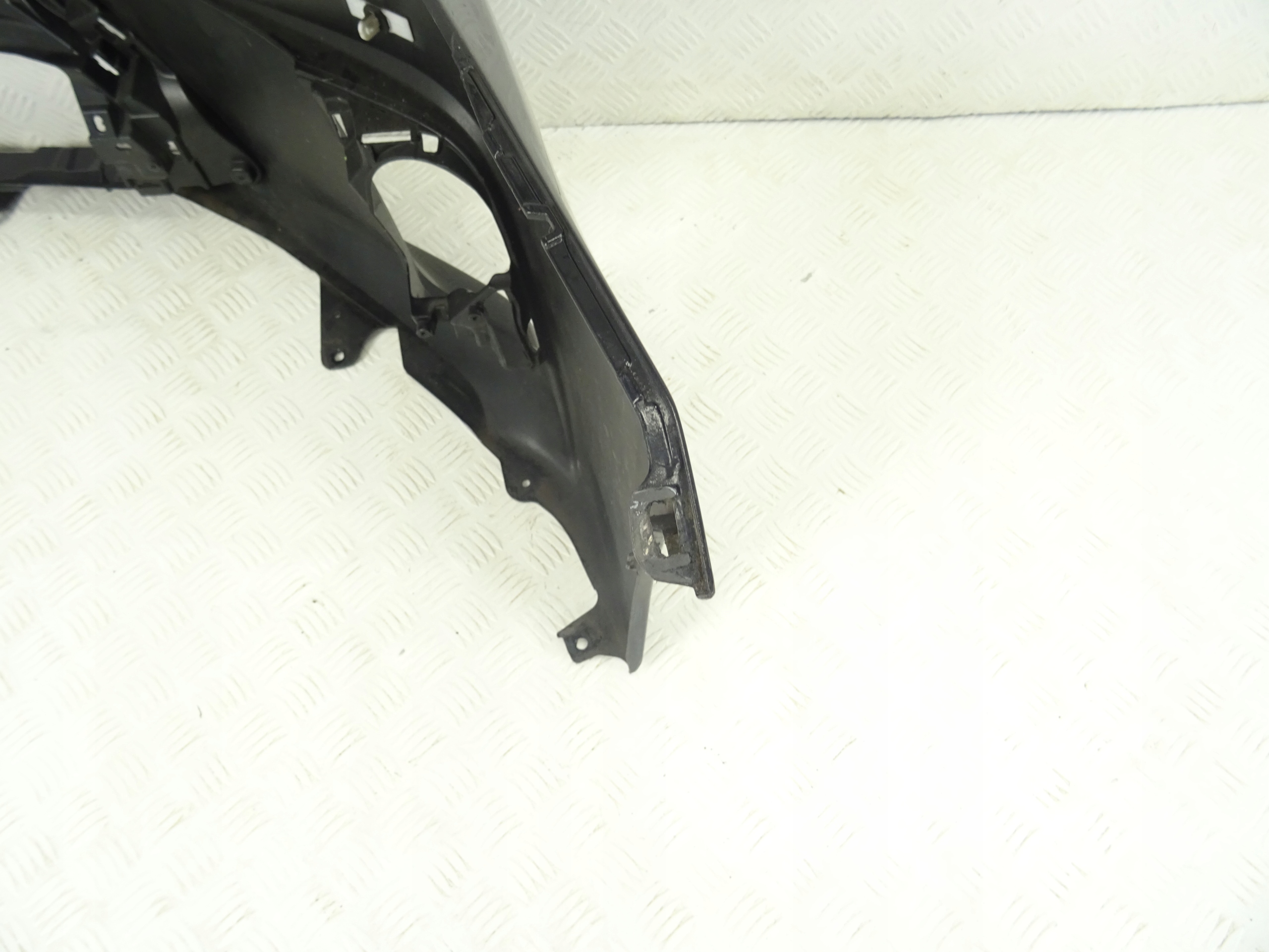 LEXUS CT 200 CT200H LIFT 14- bumper front