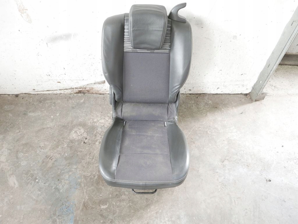 кресло левый задний renault SCENIC II 03-06