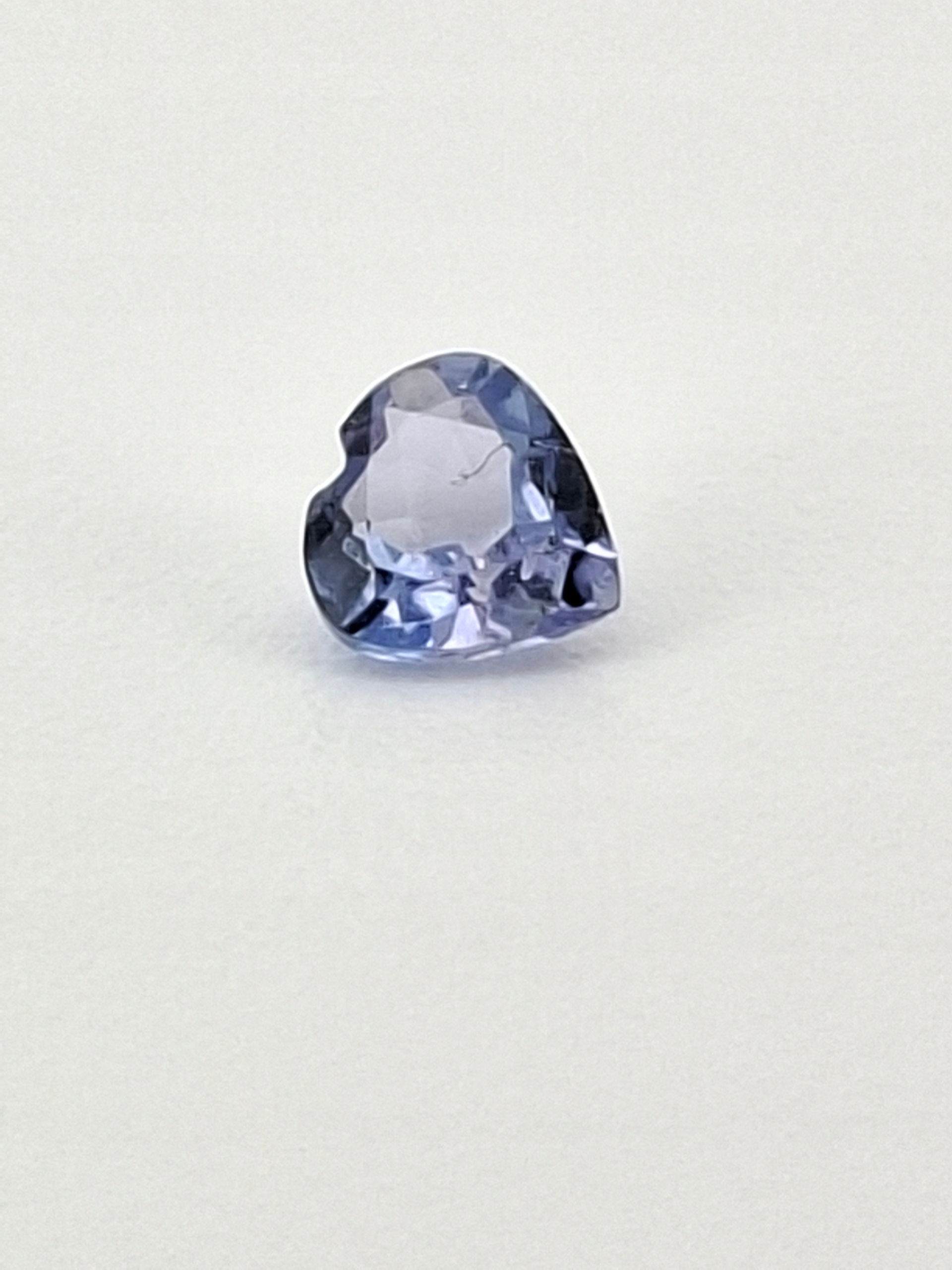 Přírodní Tanzanit Srdce 4 x 4 mm