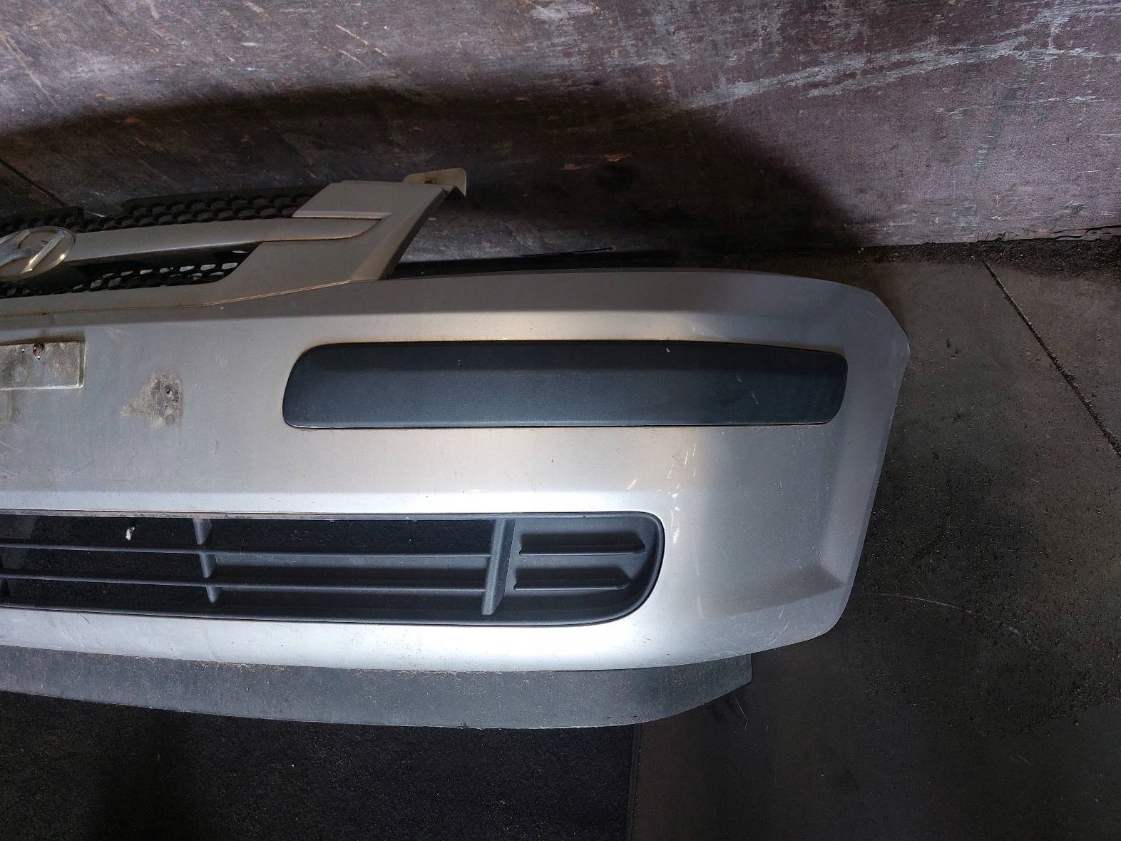 nárazník předek HYUNDAI GETZ a CS