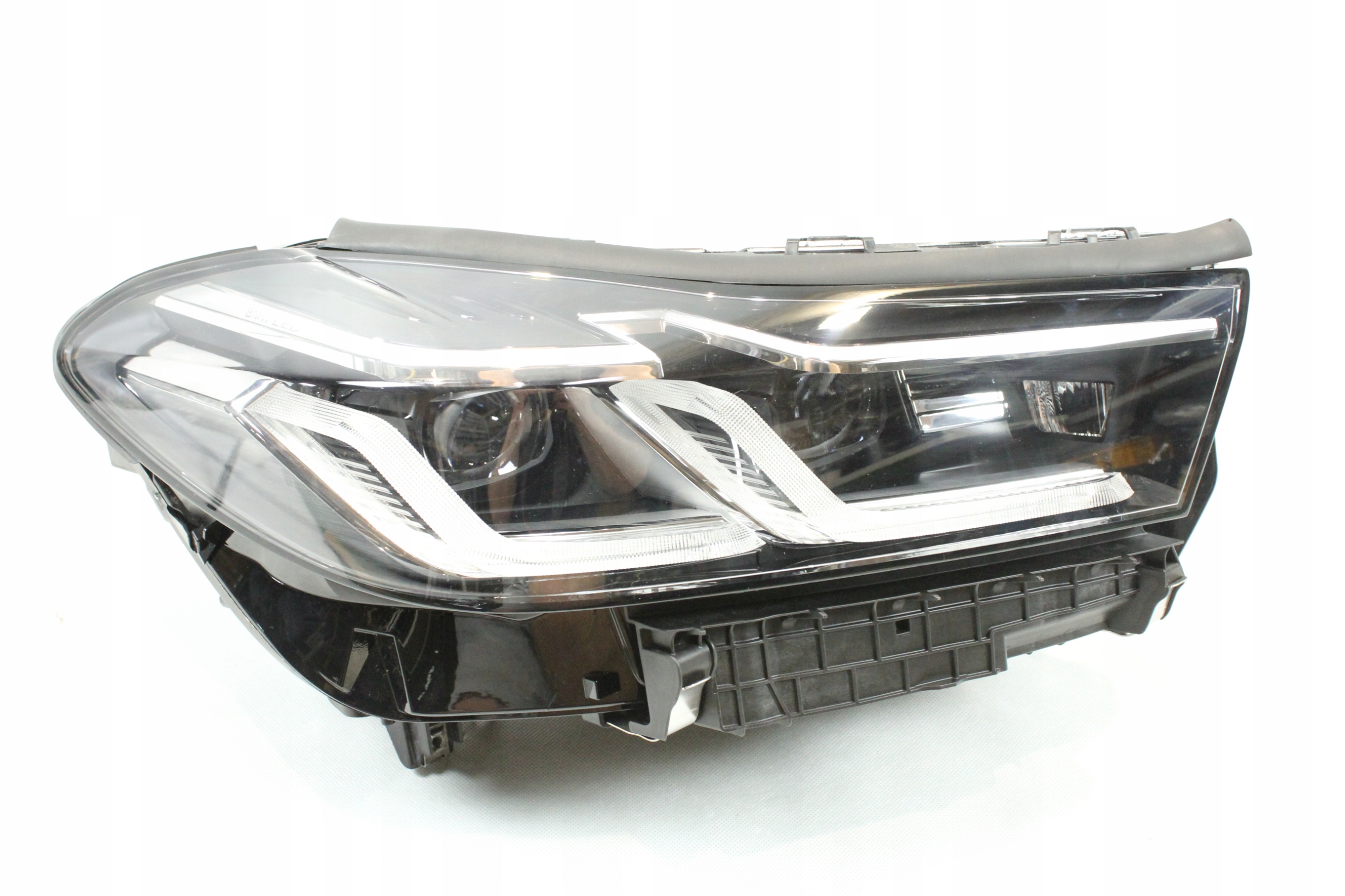 LAMPA PRZÓD PRAWA ADAPTIVE LED BMW G32 6GT LCI