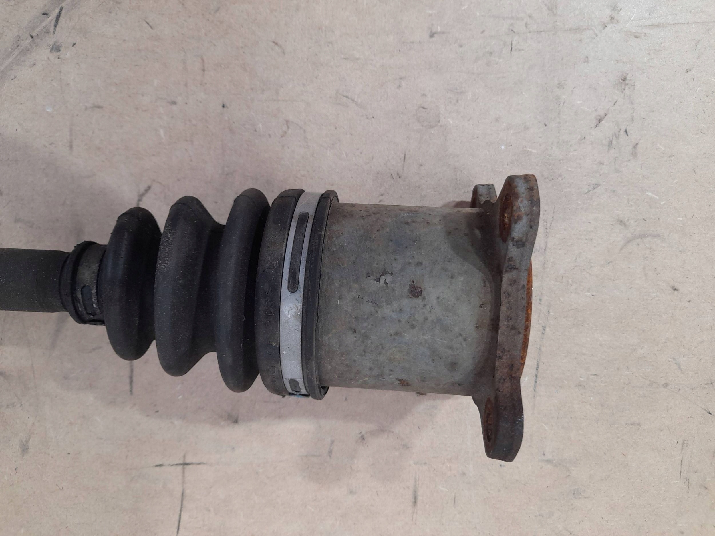Lexus NX 2,5 H semi-axis rear left 42340-48110 (A692)