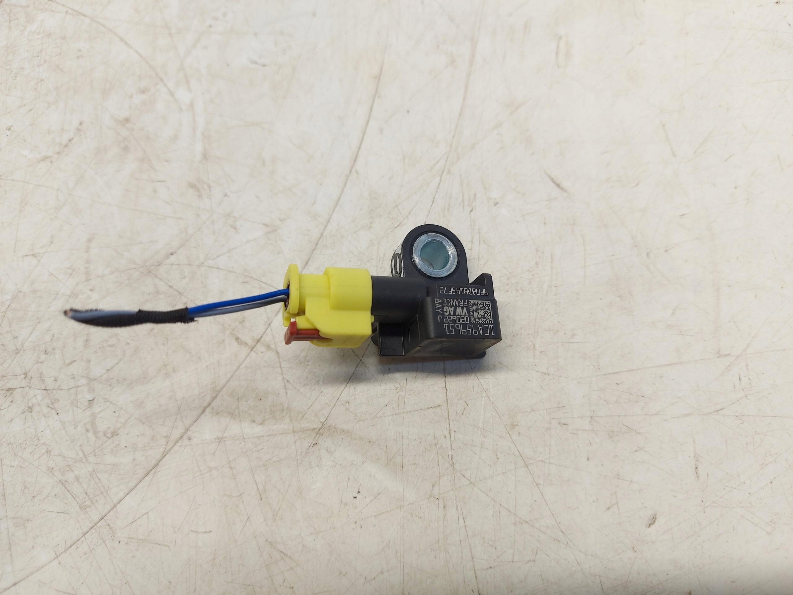 Skoda Enyaq 5LA iV60 impact sensor 1EA959651