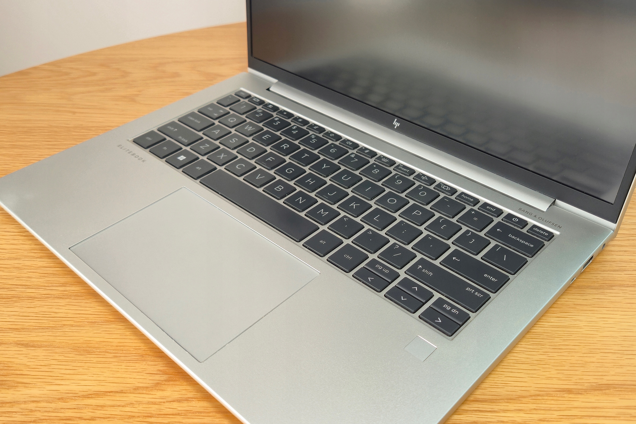 Laptop HP EliteBook 845 G10 14 " AMD_Ryzen_5 32_GB / 512M2_GB aluminiowy