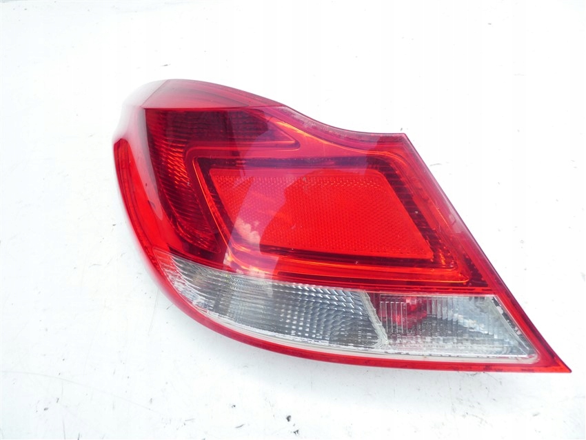 LAMPA TYLNA LEWA OPEL INISGNIA A HATCHBACK EUROPA