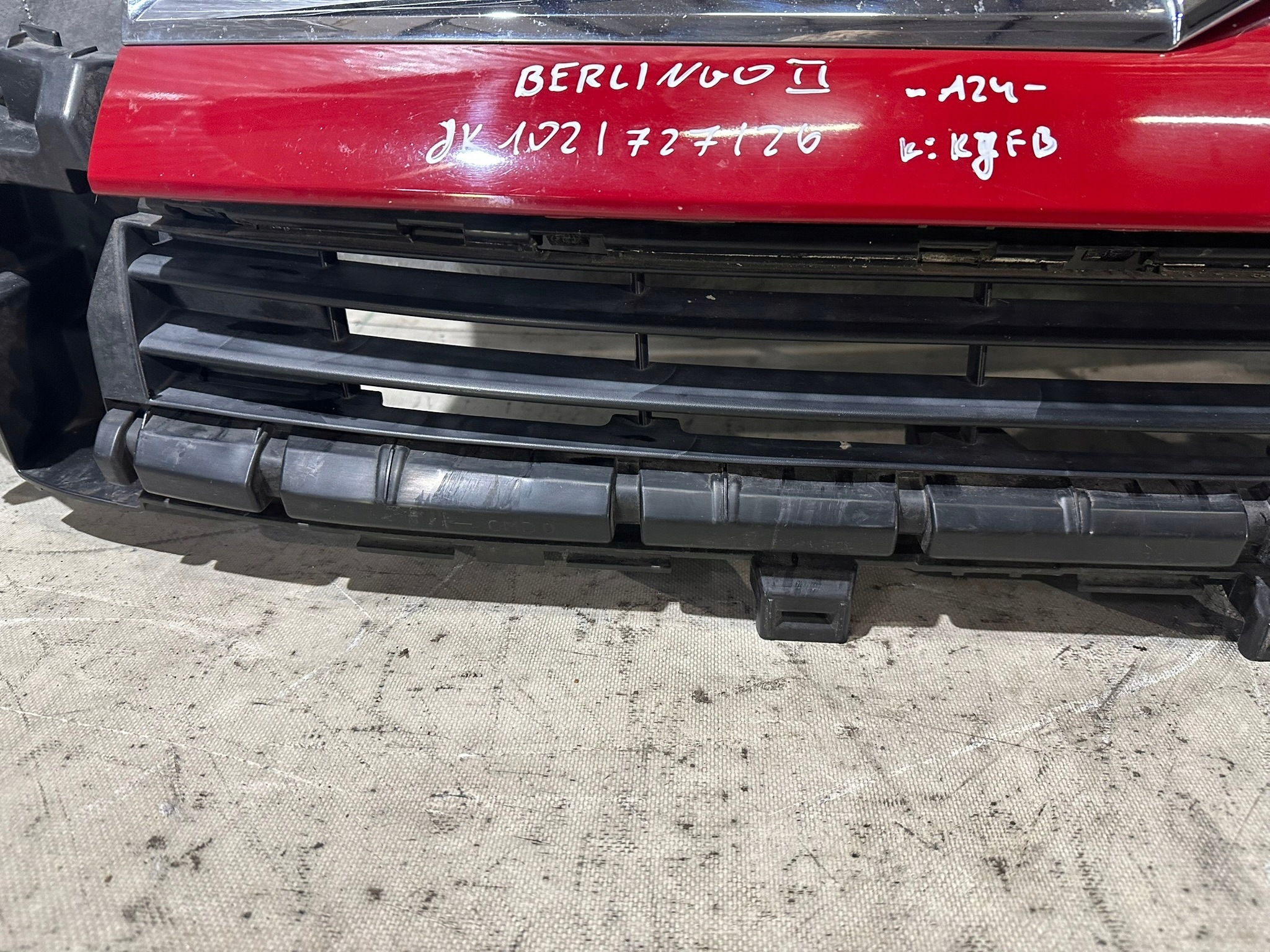Grill Grill CITROEN BERLINGO II 2008R.