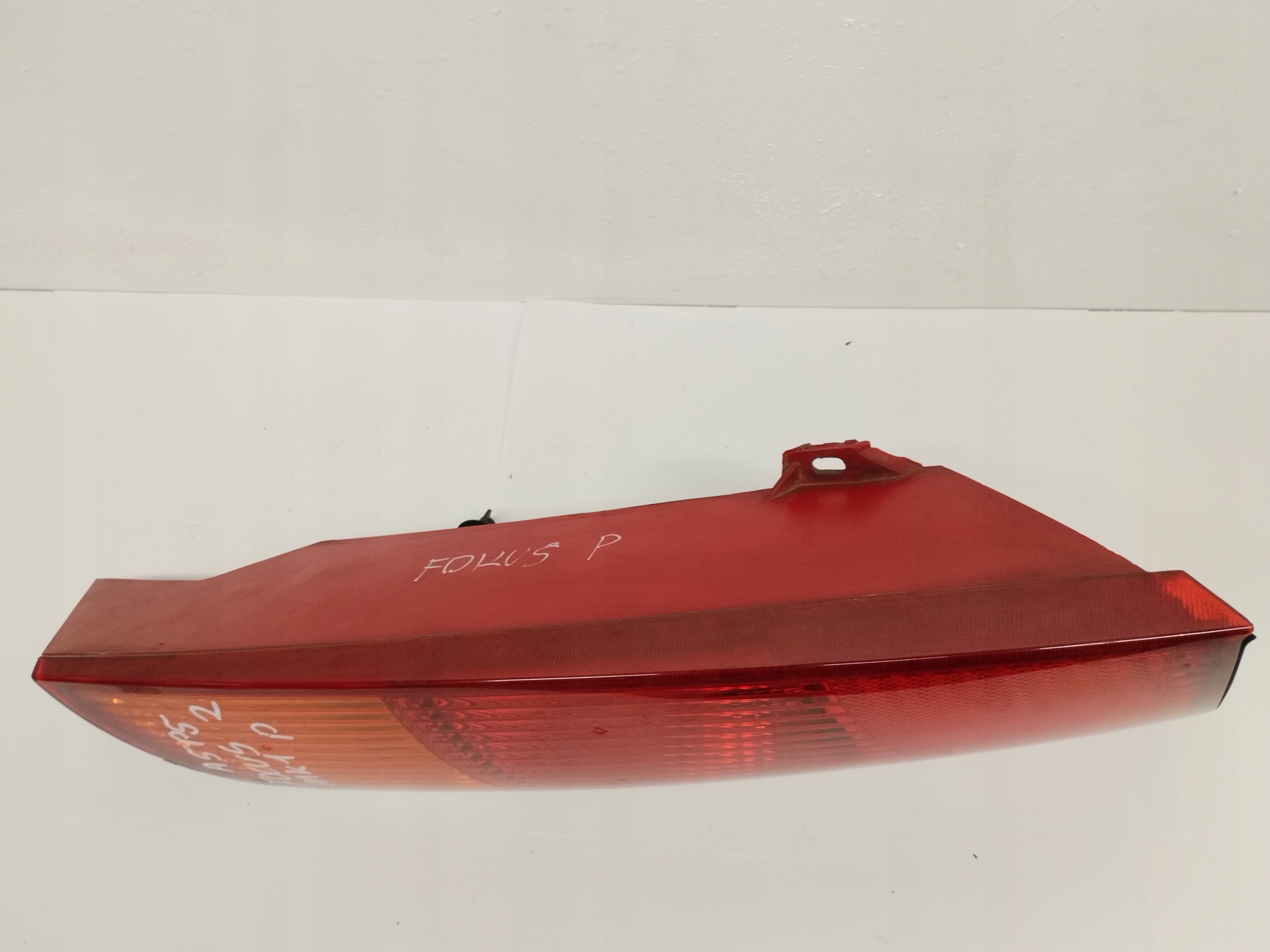 light rear right Ford Focus Mk1 1M5113404