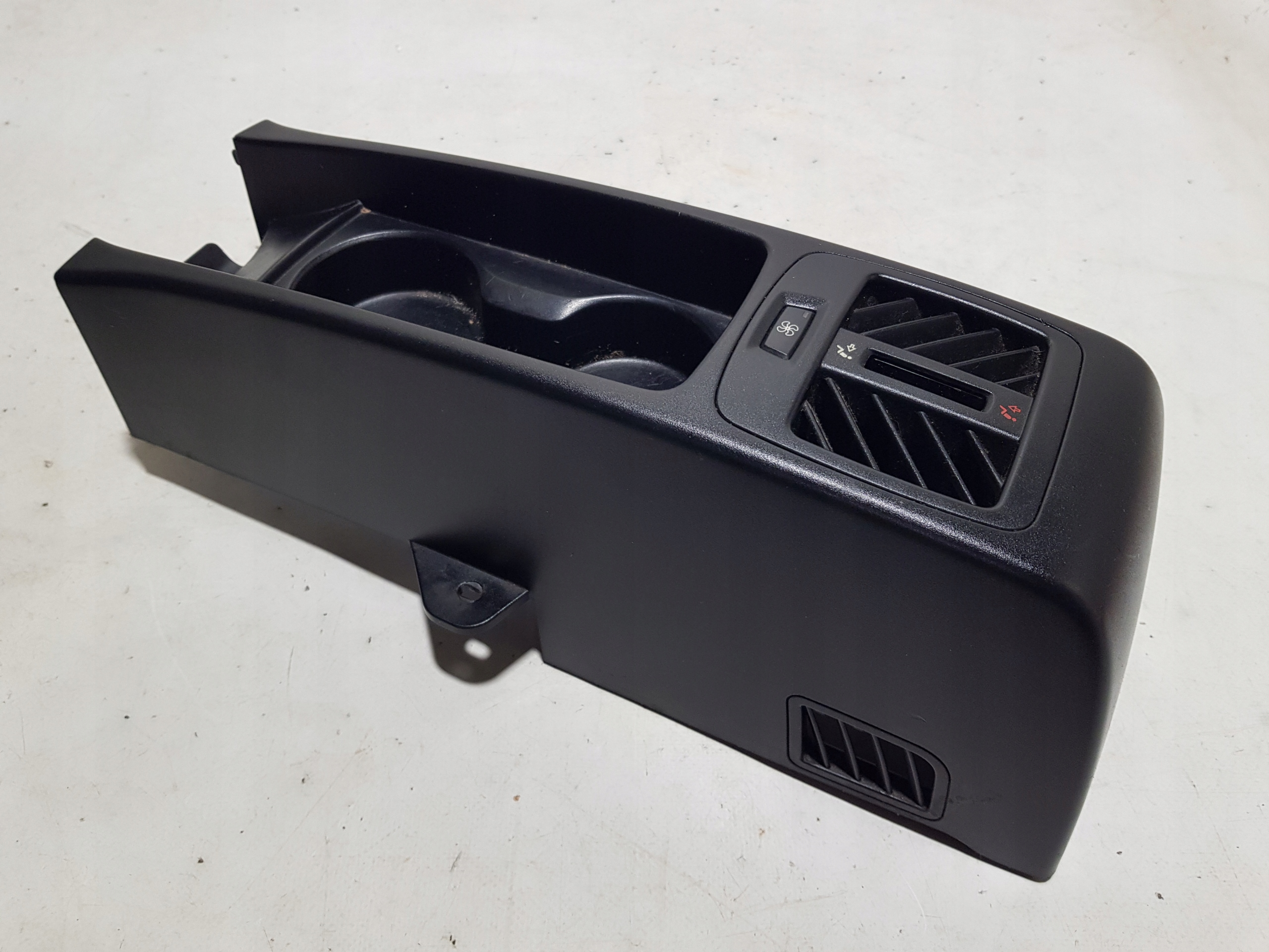 passenger compartment bracket for KUBKI BMW X5 E70 rear part rear grid