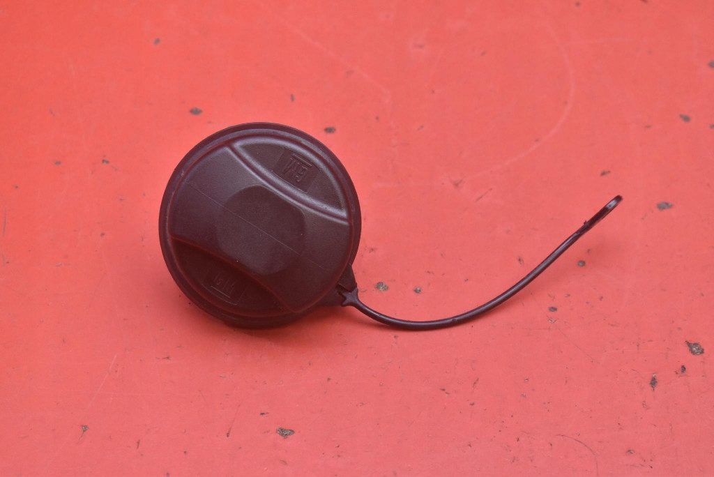 KOREK WLEWU PALIWA OPEL ASTRA 5 V K 15-20