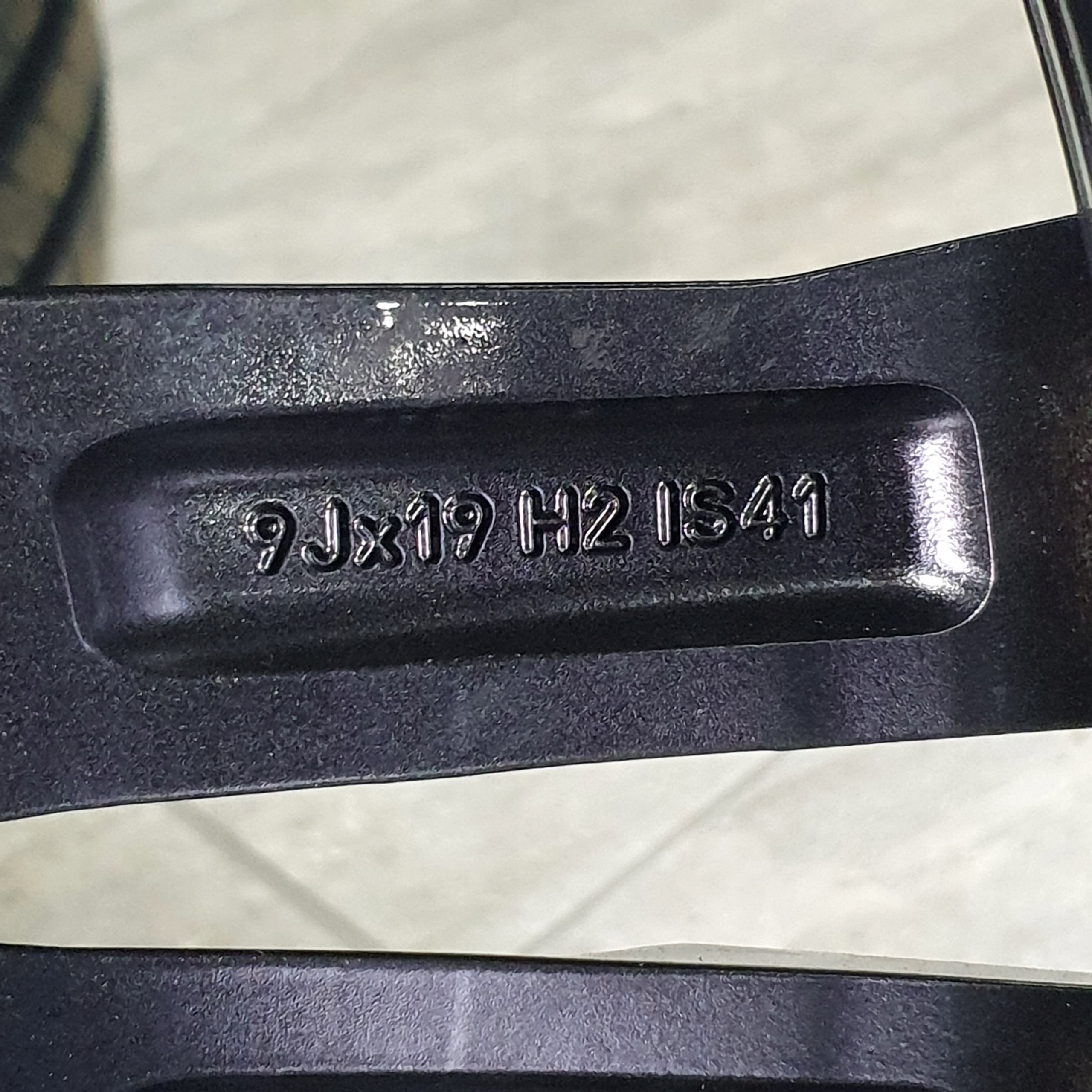 19 Zimowe ORYGINALNE BMW 5 G30 G31 Nowe M Pakiet Rim width 8 0