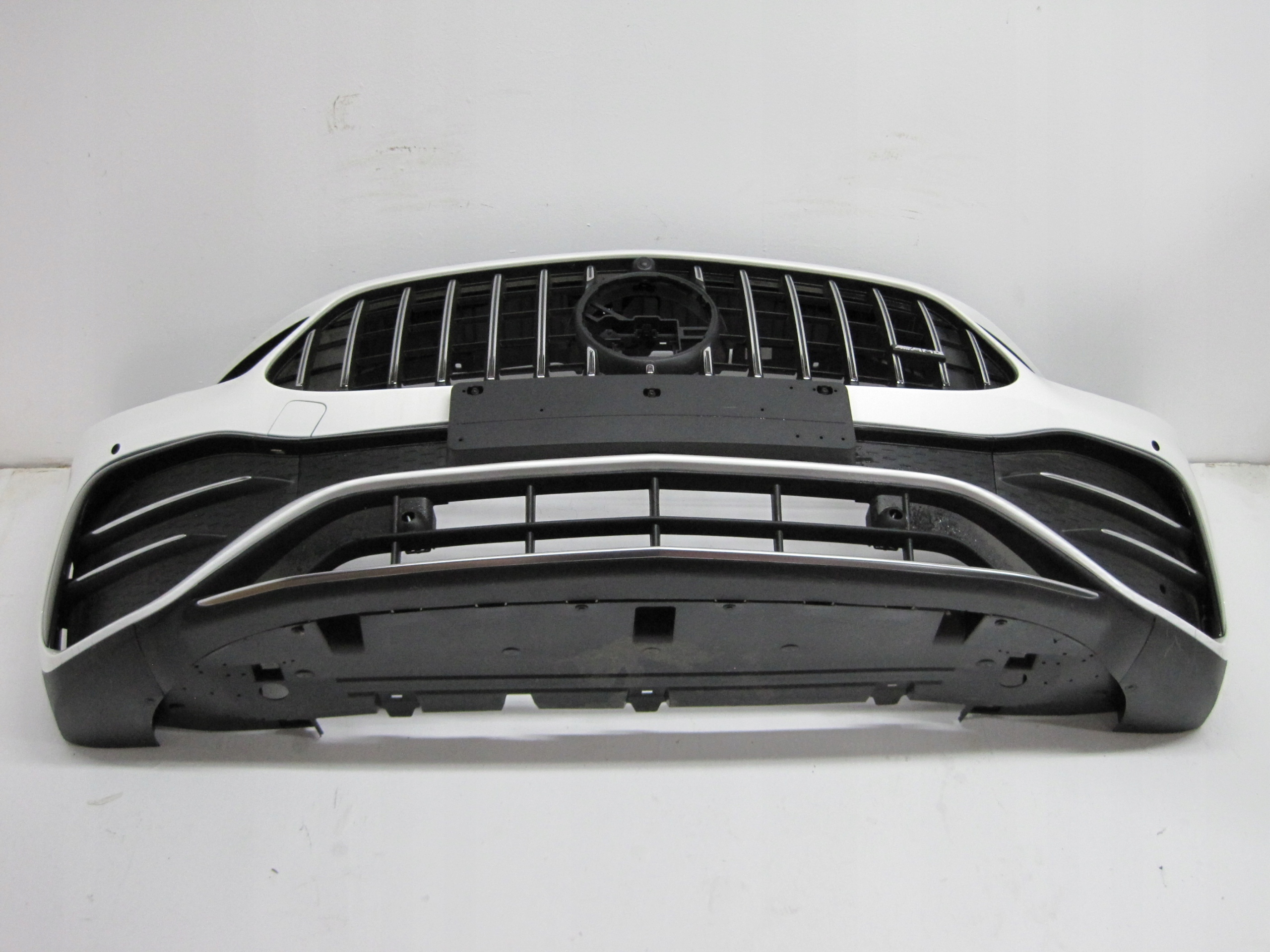 Frontstoßstange MERCEDES A247 GLA AMG 23R
