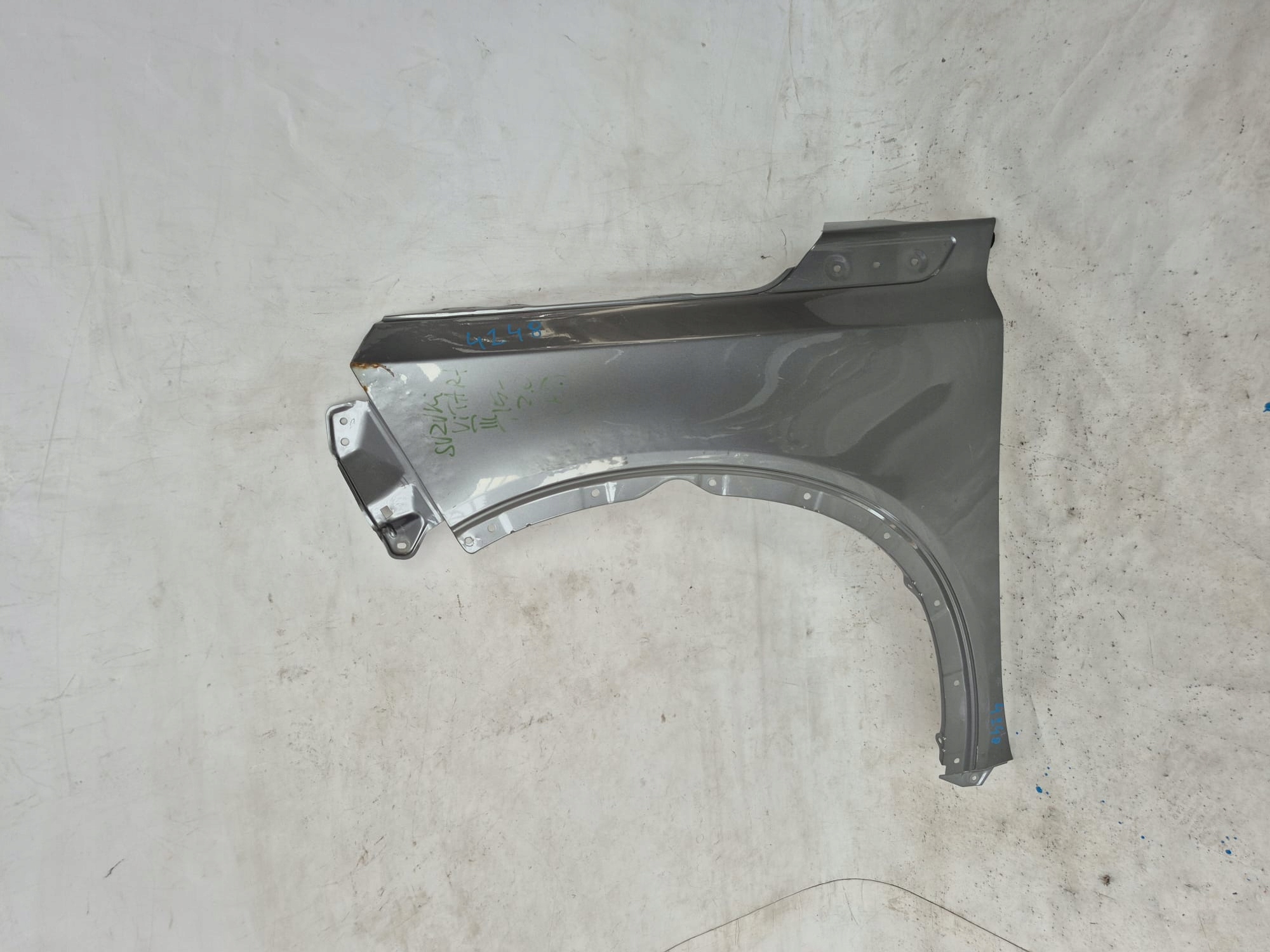 SUZUKI VITARA II 2 15-> fender front front left