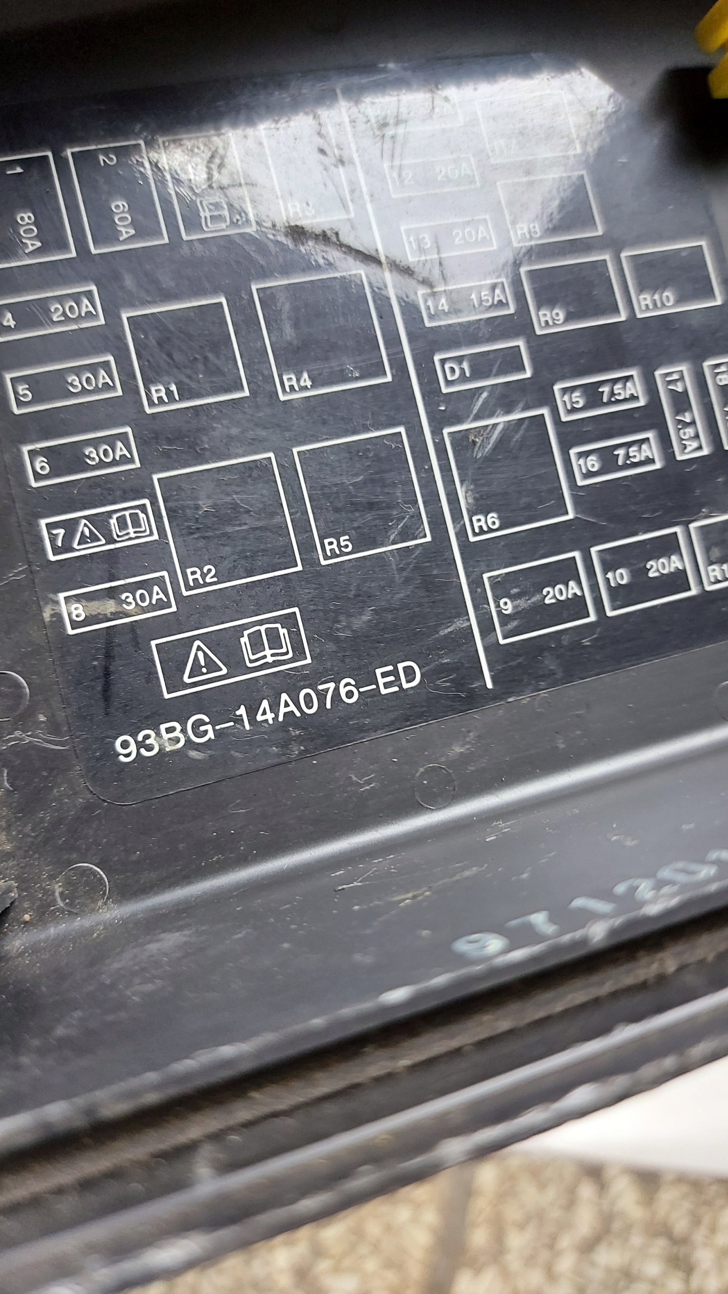 Blende Abdeckung Abdeckung der Sicherungen FORD MONDEO MK2 OE