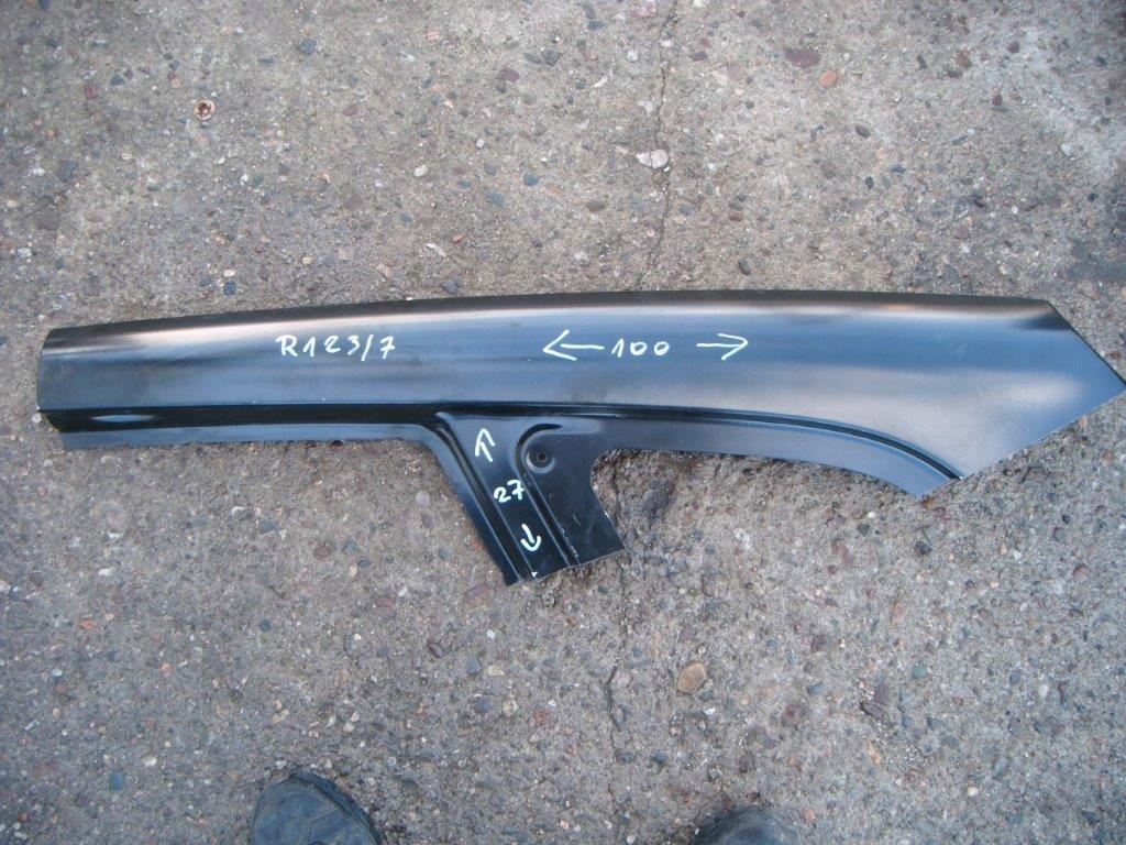 RENAULT KADJAR 15- BŁOTNIK PRAWY TYŁ SŁUPEK DACHU