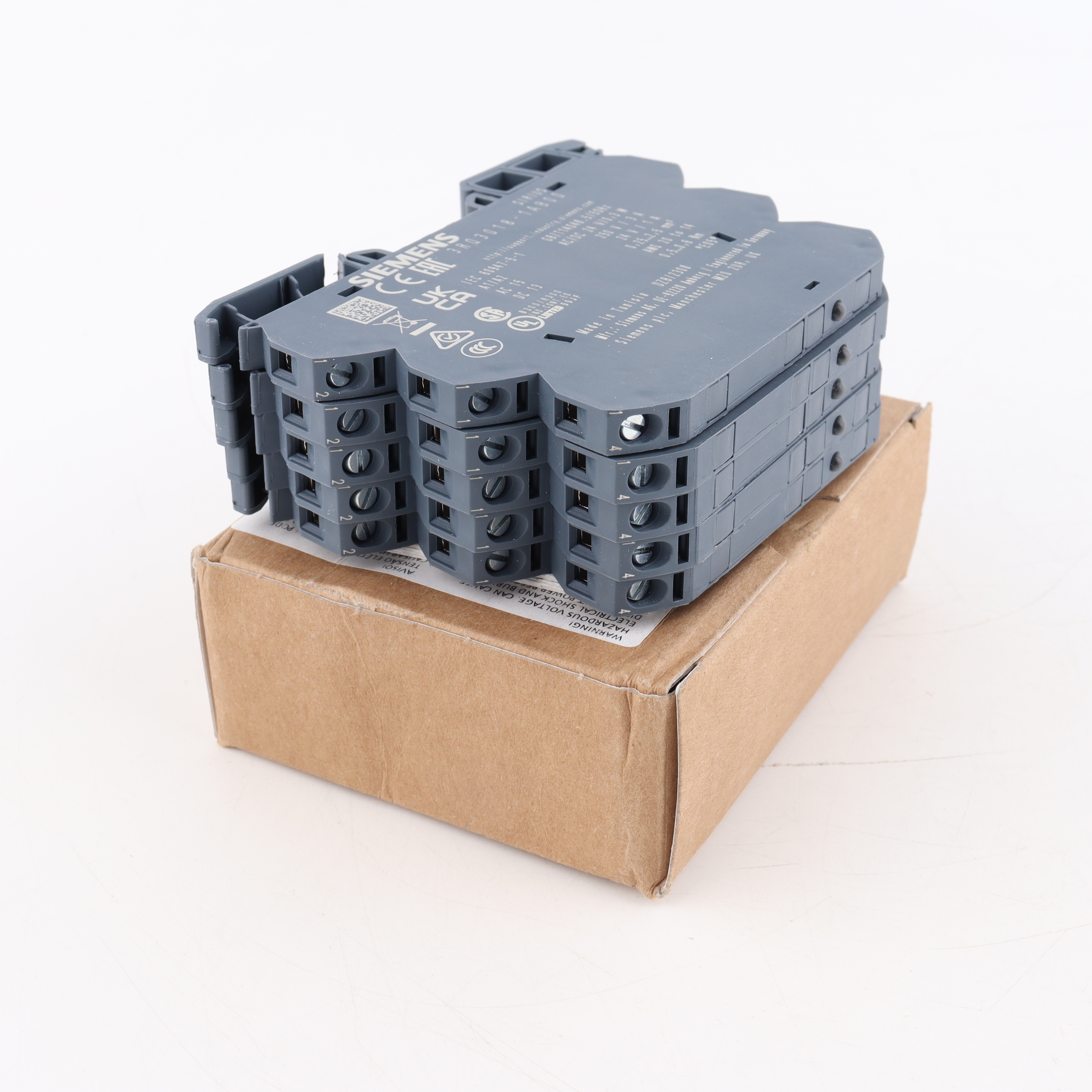 Siemens 3RQ3018-1AB00 Spínacie relé Nové 5 kusov