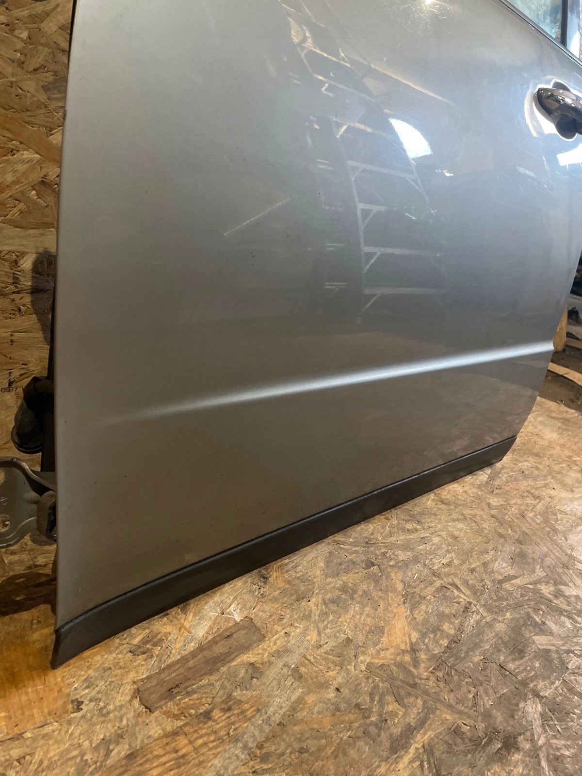 door front front left Subaru Tribeca B9