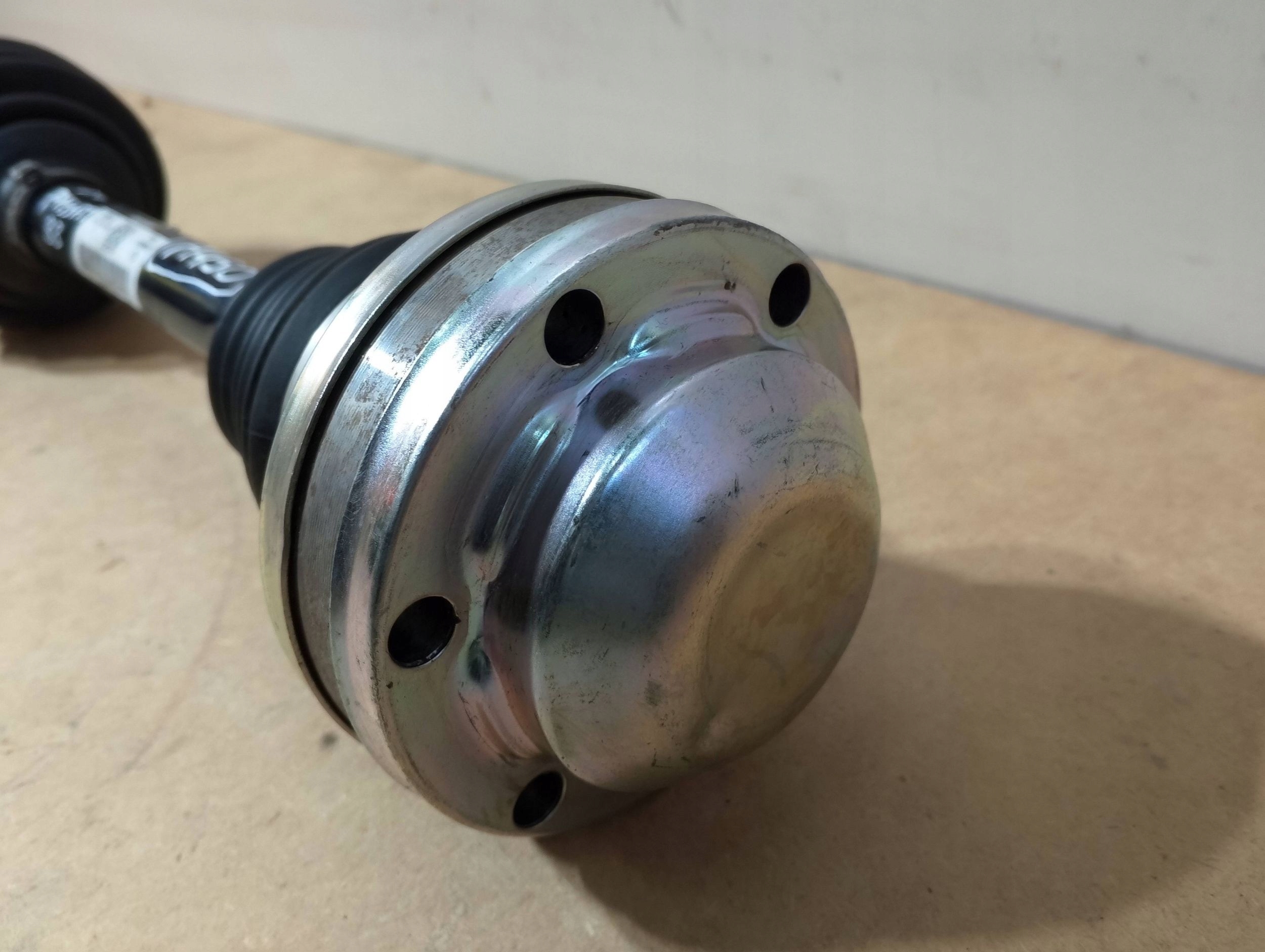 VW PASSAT B8 semi-axis left 3Q0407271M (A450) front joint
