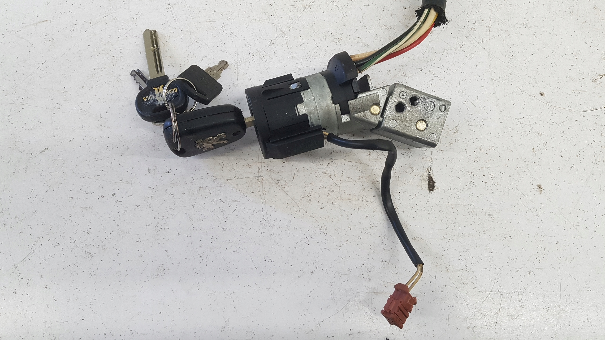 ignition Z KLUCZYKIEM PEUGEOT 307 36353100