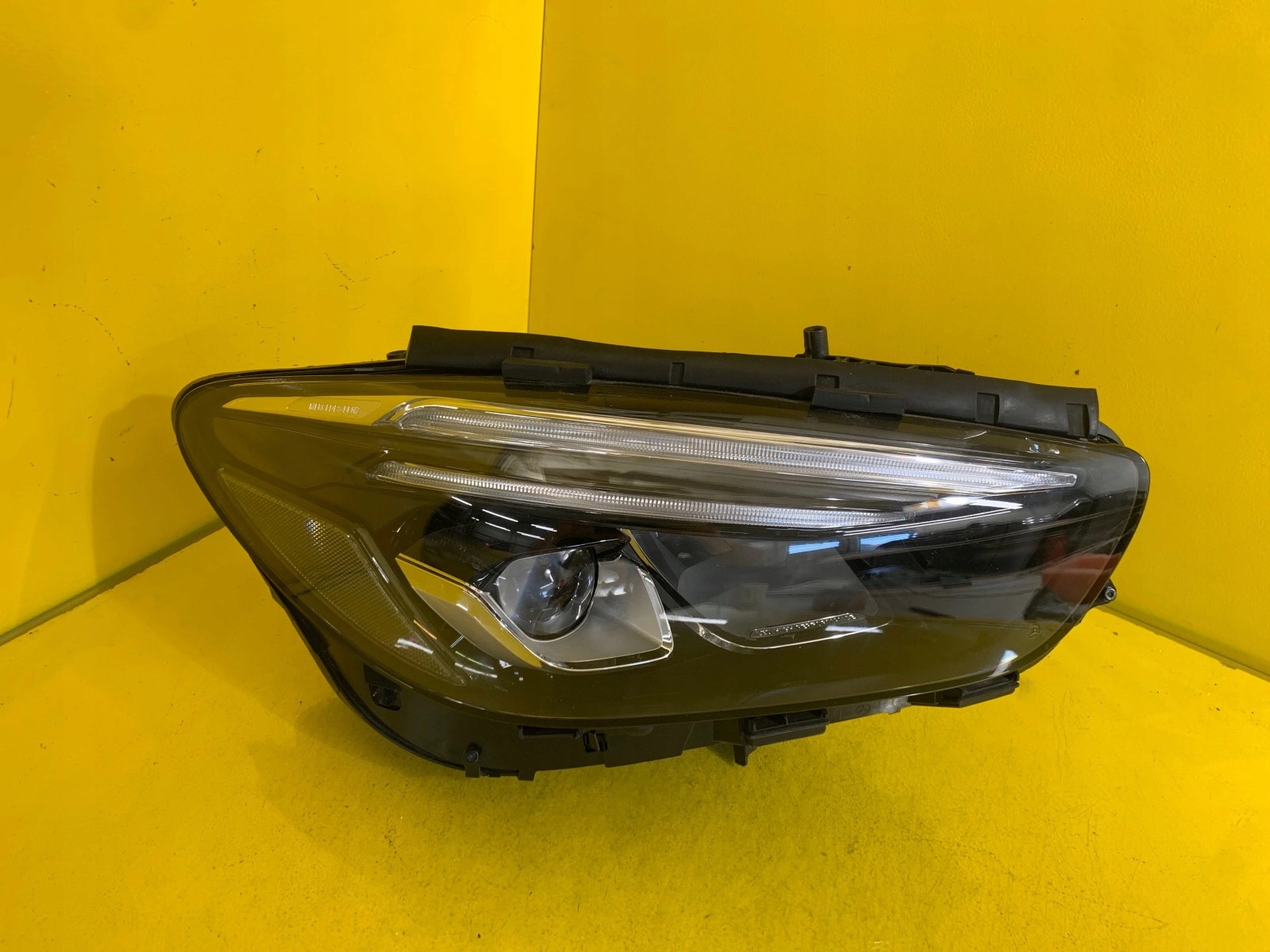 light right Mercedes B-Klasa W247 18+ FULL LED A2479062603