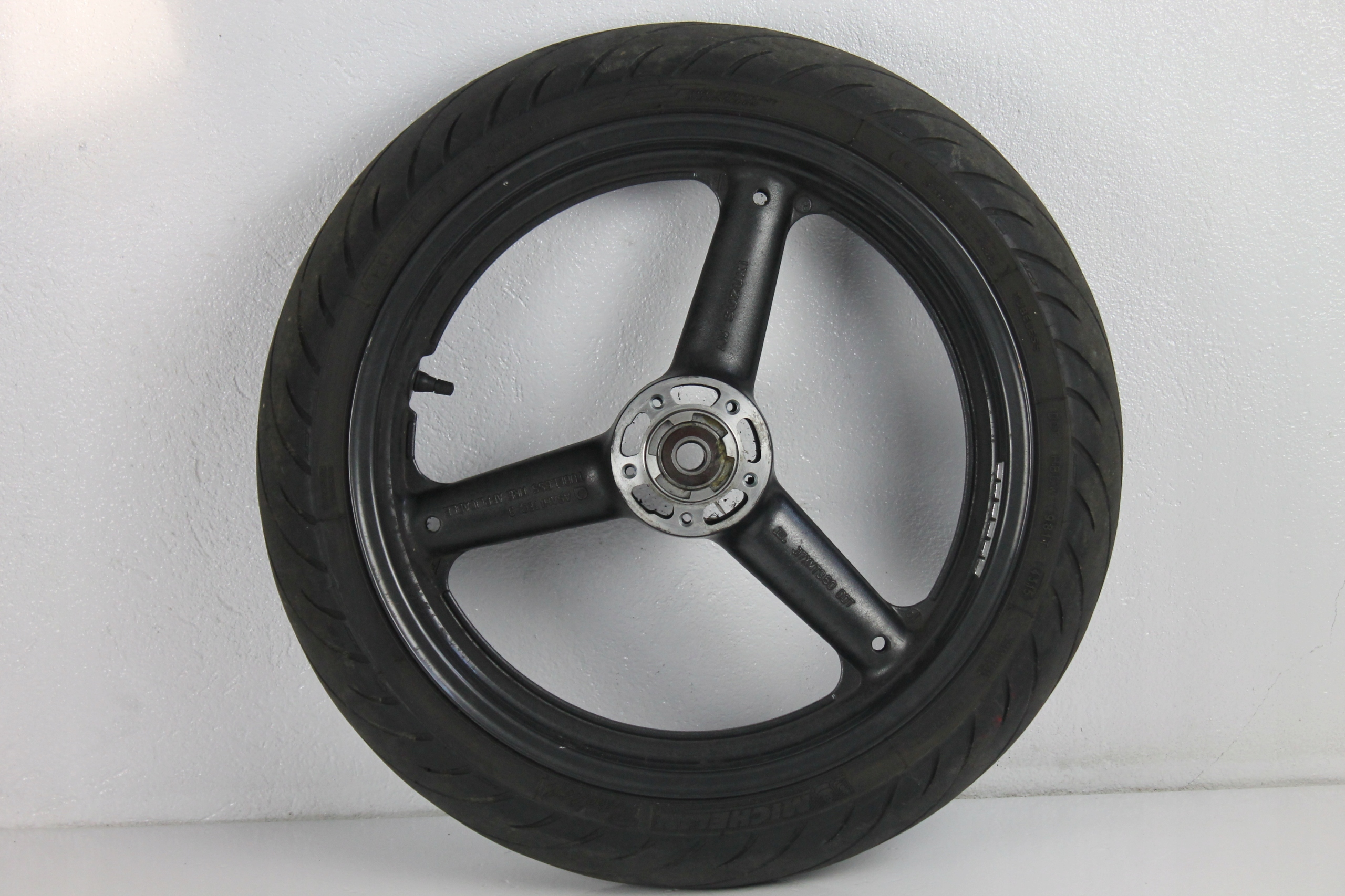 SUZUKI BANDIT 1200 00 05 FELGA PRZOD PRZEDNIA