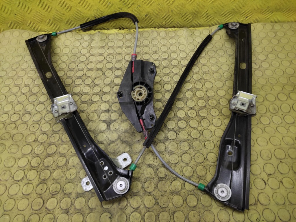 VW GOLF V window regulator right front