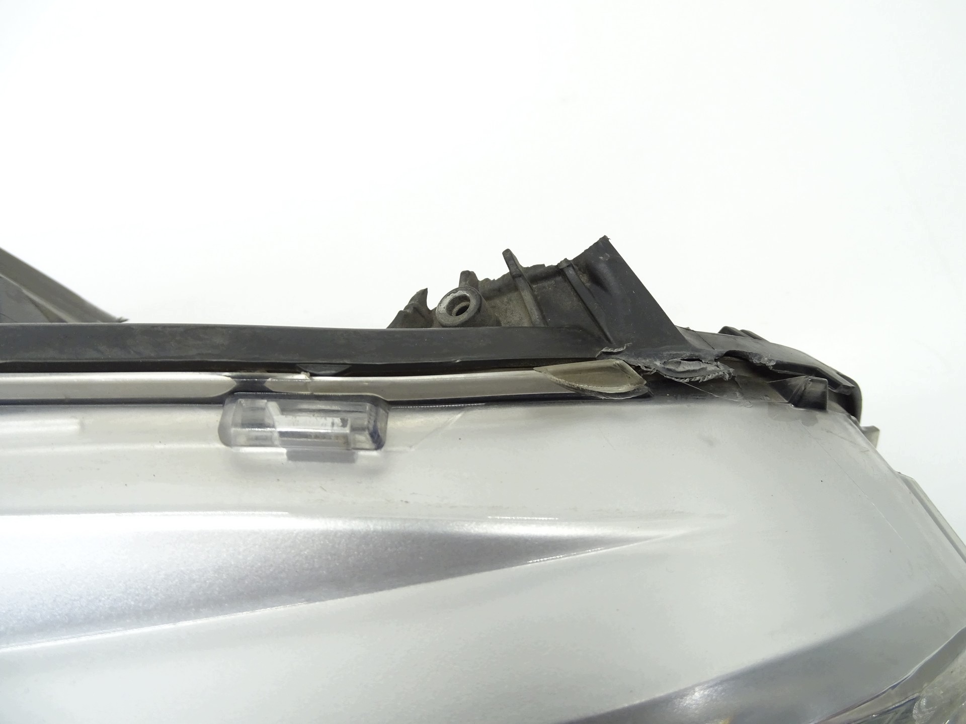 light front right PEUGEOT 208 UK 9810602280