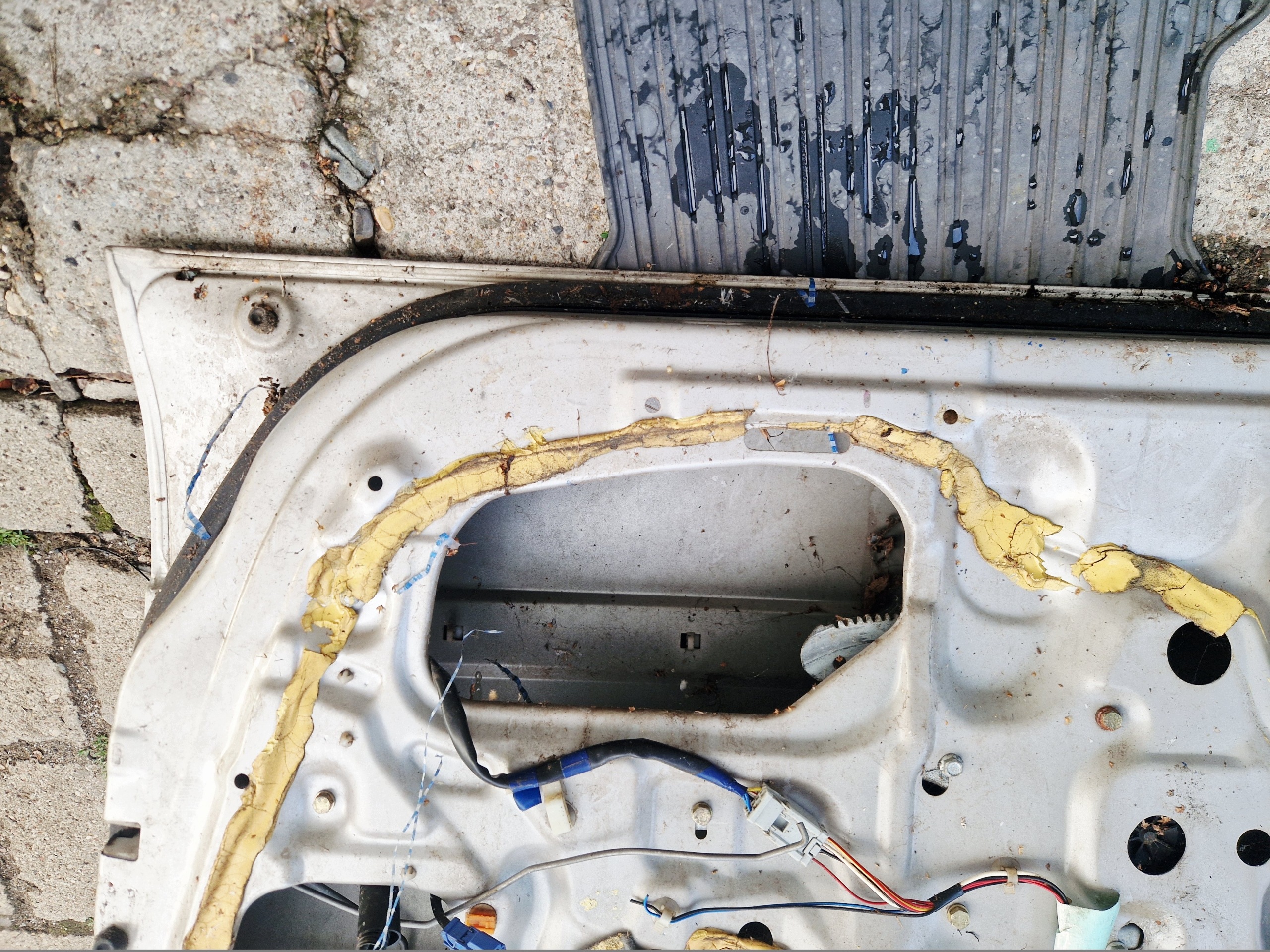 ROVER 400 HB 5D door right front front silver