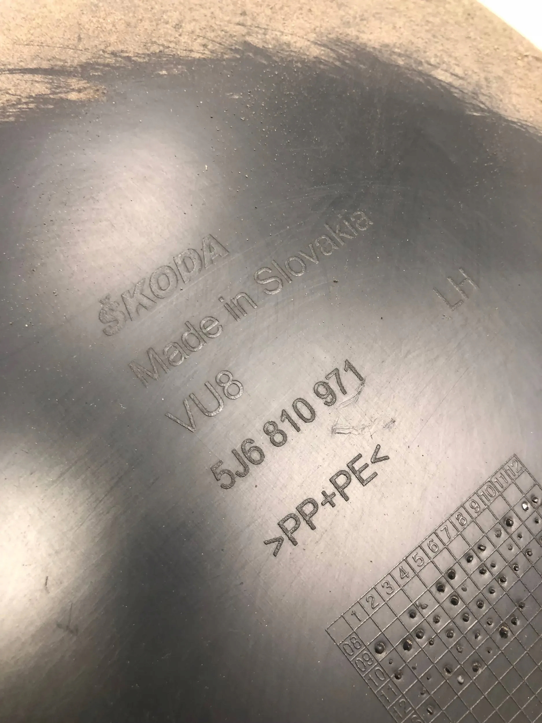 mudguard left rear part SKODA FABIA II LIFT HB 5J6810971