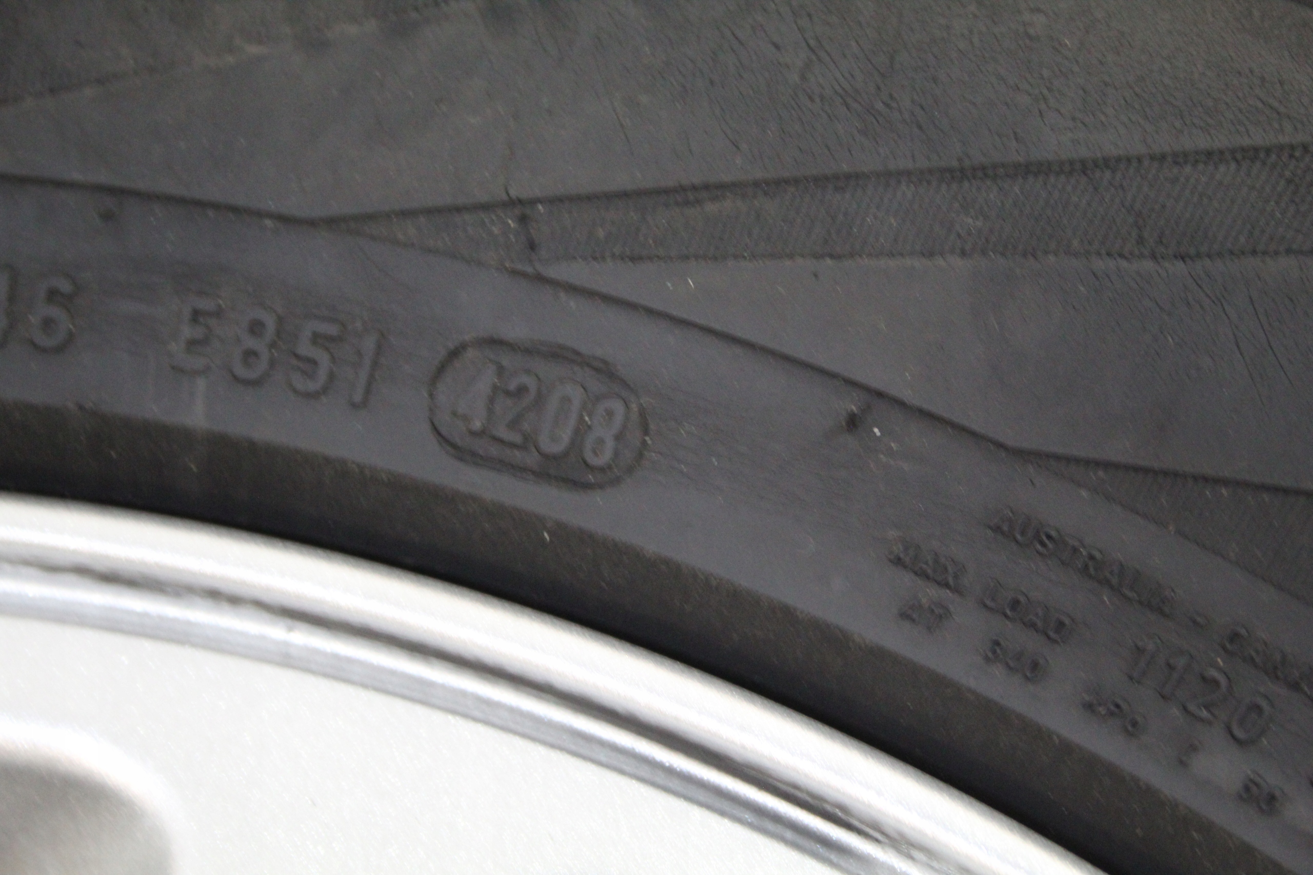 wheel spare 225/60 R18 RANGE ROVER VOGUE 3 L322