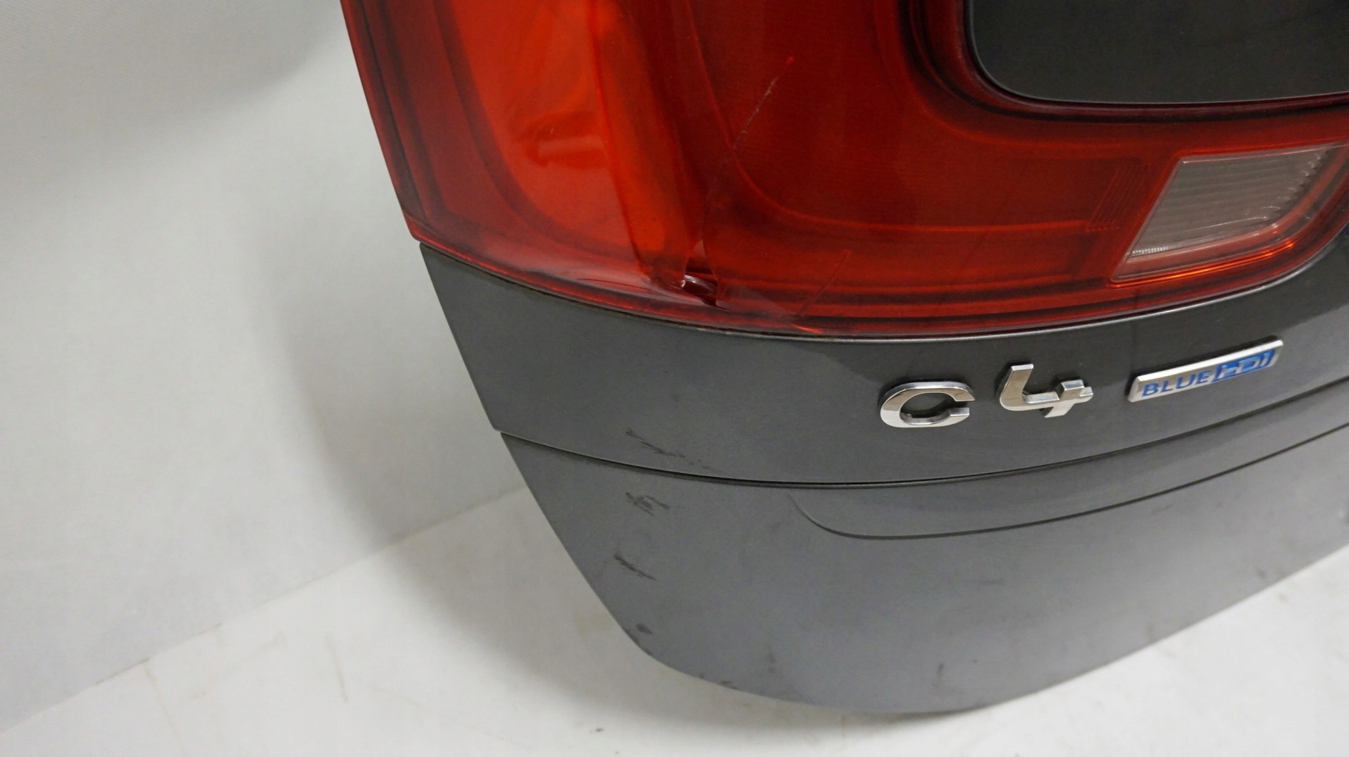 KLAPA TYLNA KAMERA CITROEN C4 GRAND PICASSO II KTP Kolor szary