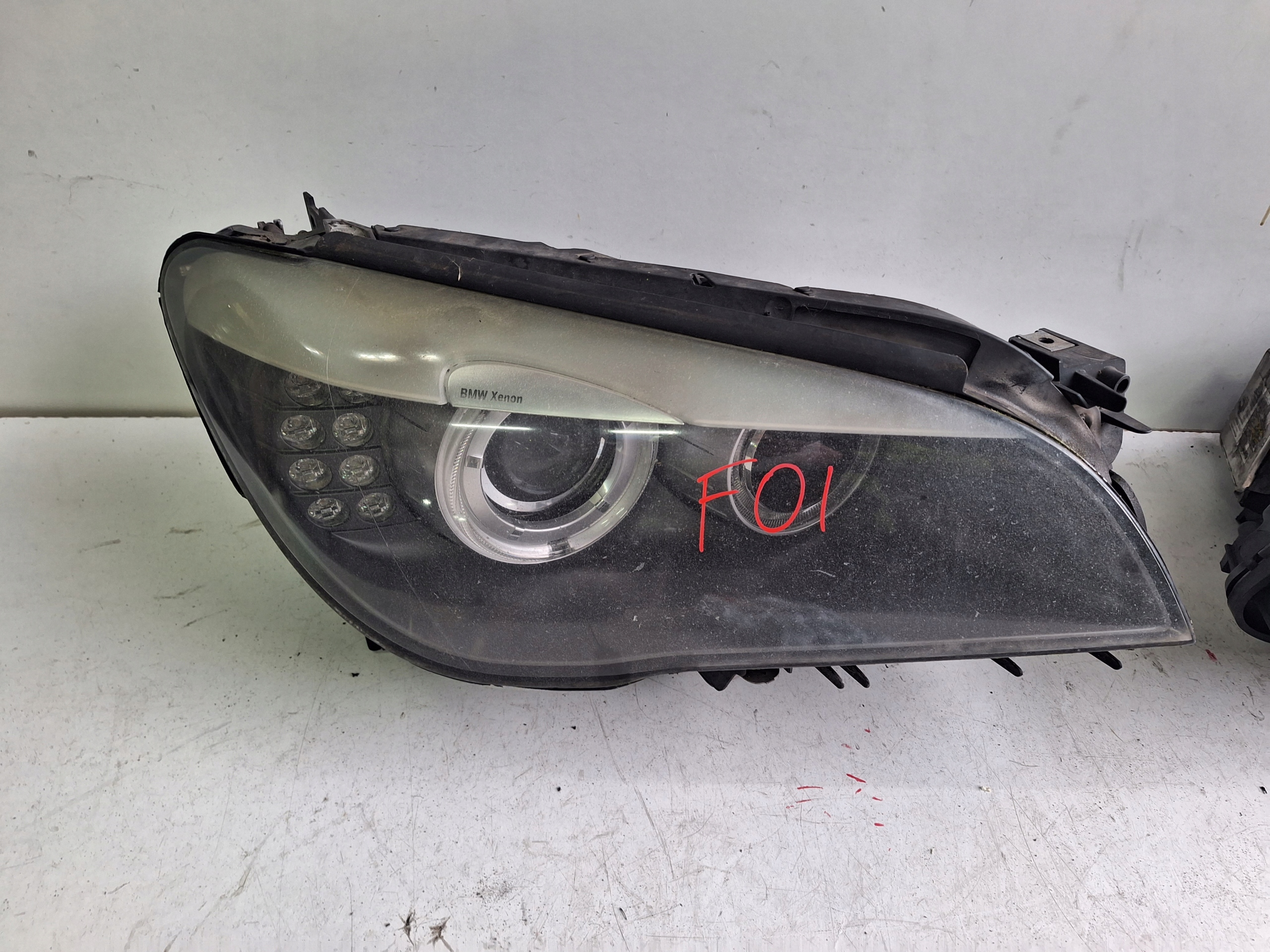 BMW 7 F01 F02 08-12 light left XENON UK
