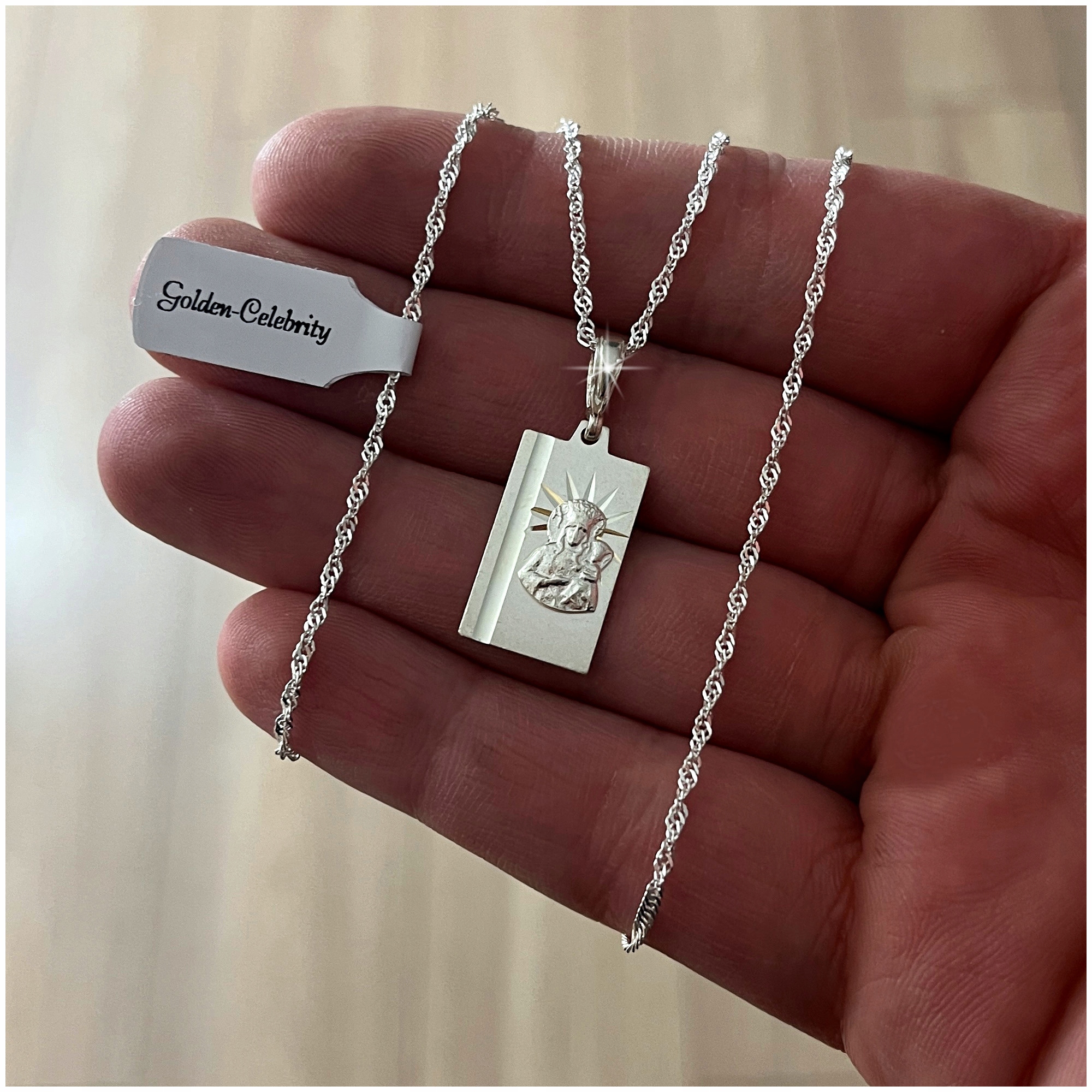SREBRNY ŁAŃCUSZEK Z MEDALIKIEM PR. 925 PAMIĄTKA I KOMUNII ŚWIĘTEJ + GRATISY Marka Golden Celebrity