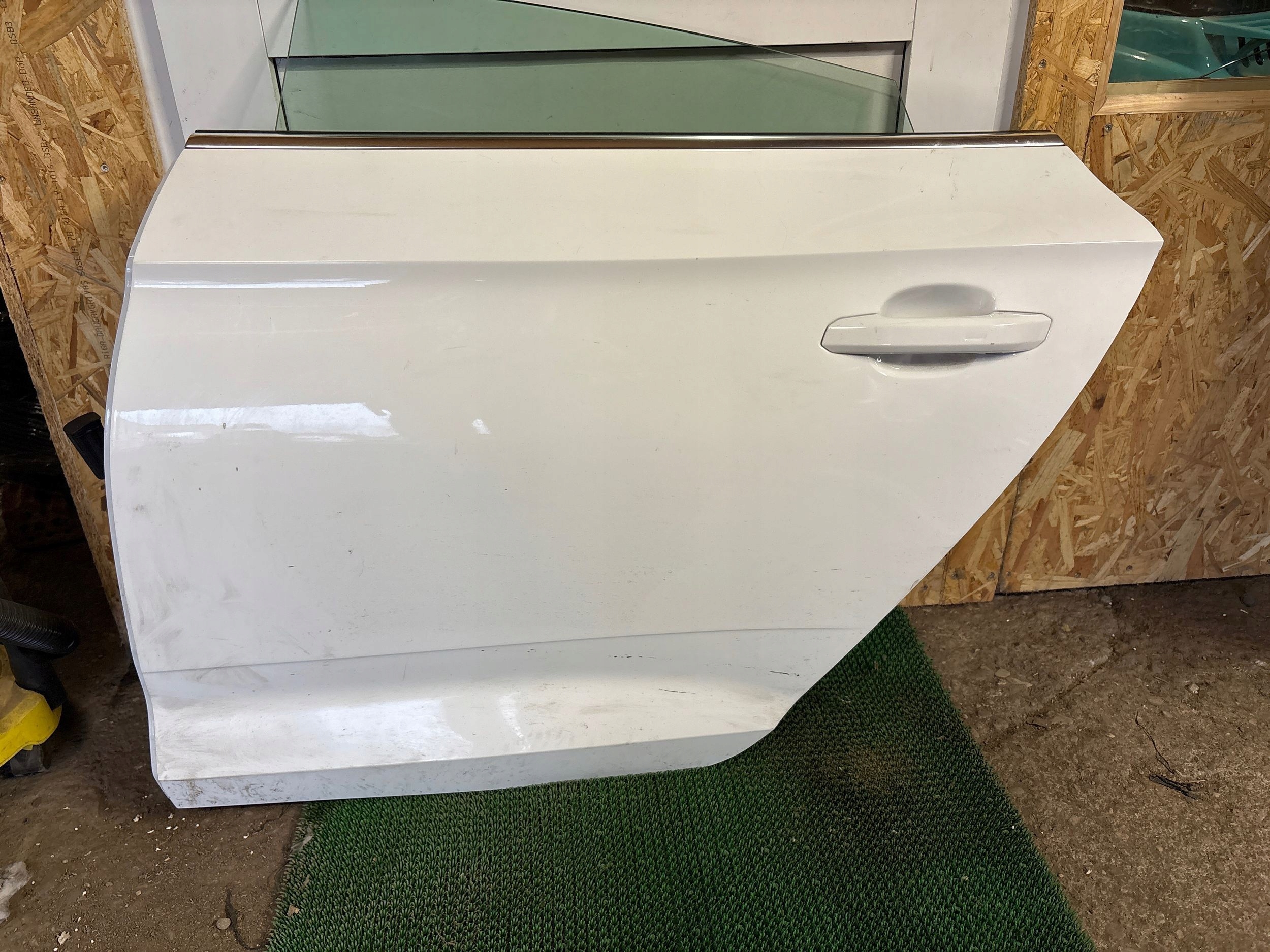 Audi A5 Sportback 8TA 2019 Tył strona lewa Drzwi