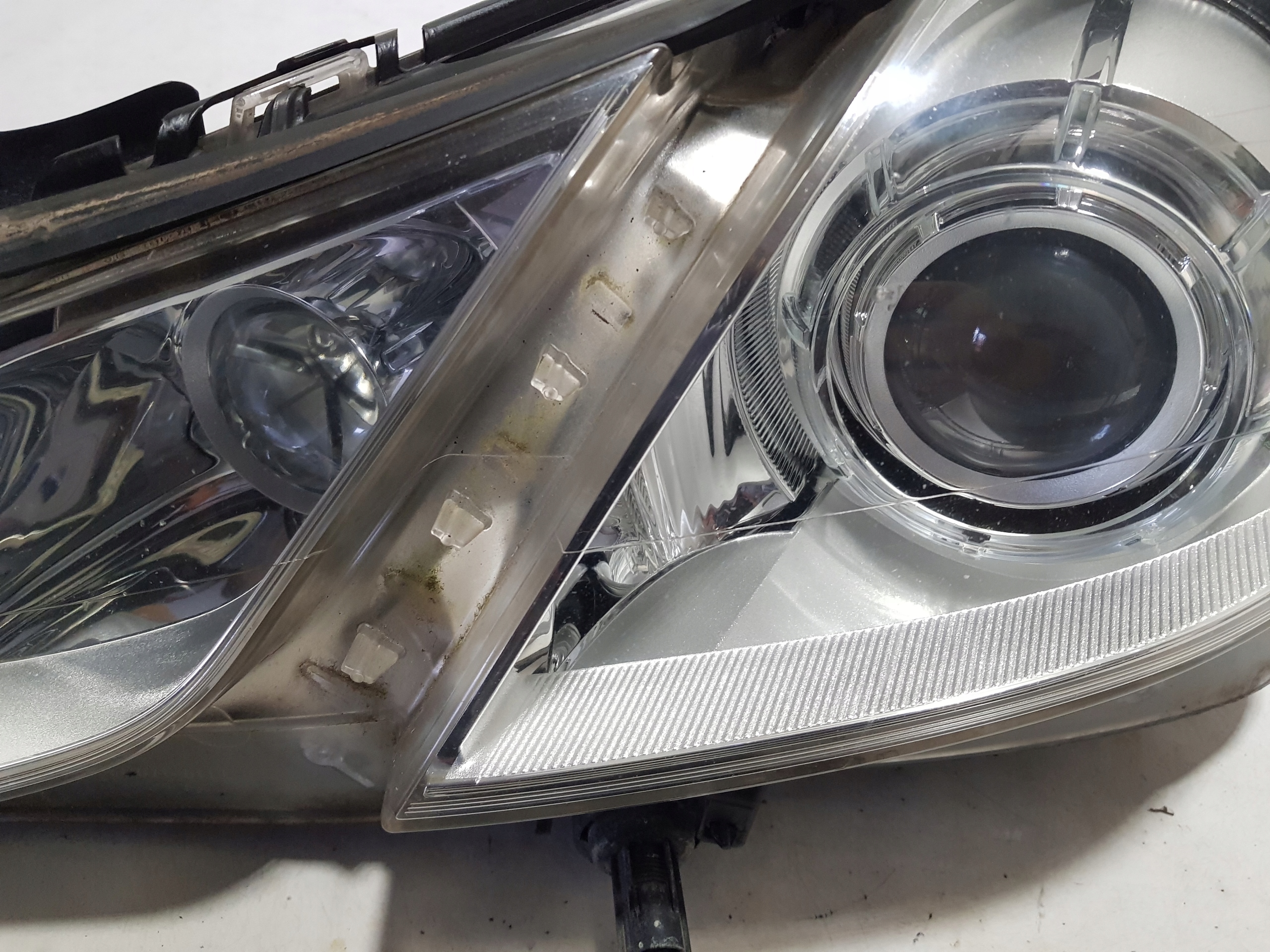 light XENON XENON left front MERCEDES W207