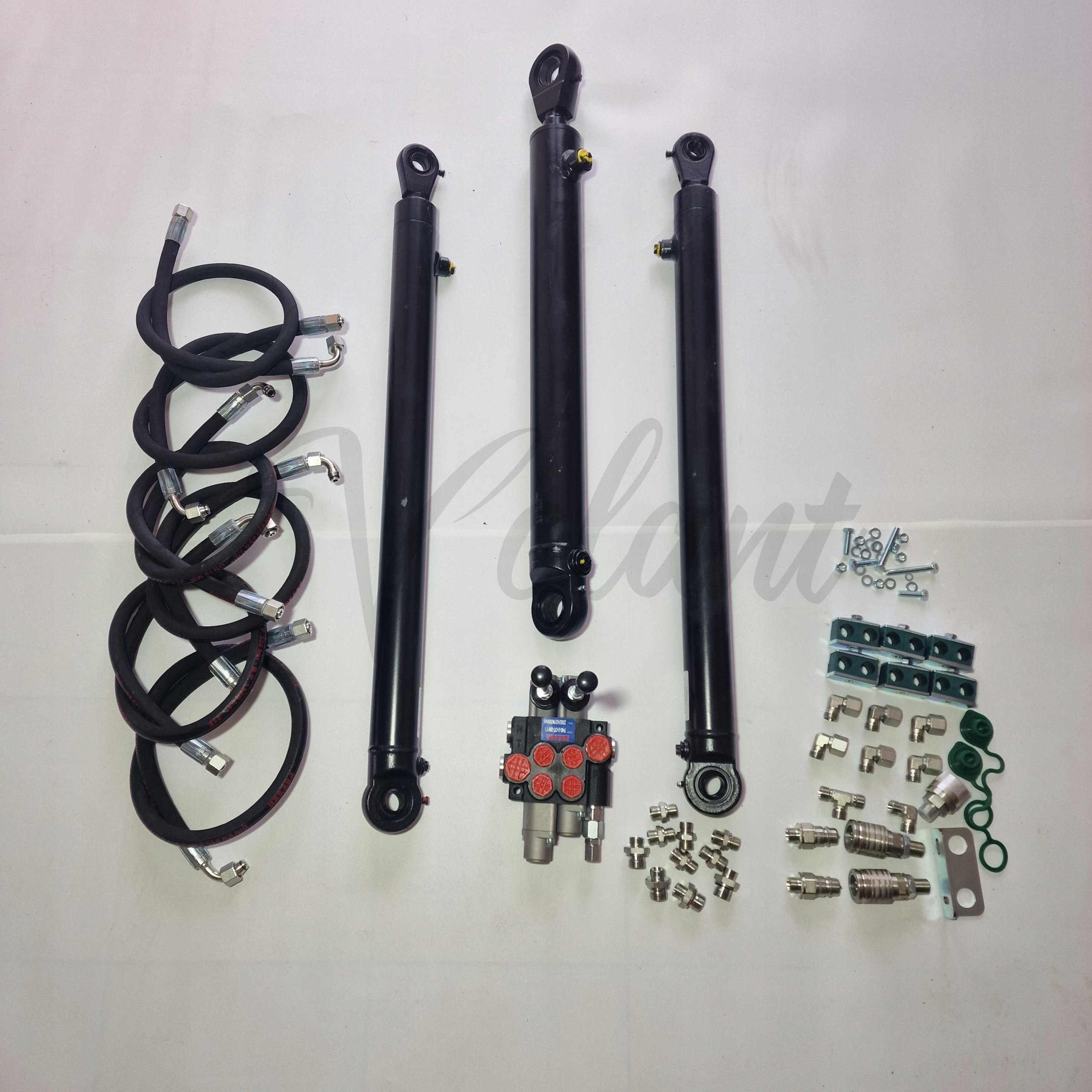 Rozdělovač Ursus C-360 2 Sekce Pro Nakladač Kompletní Sada Válců 150