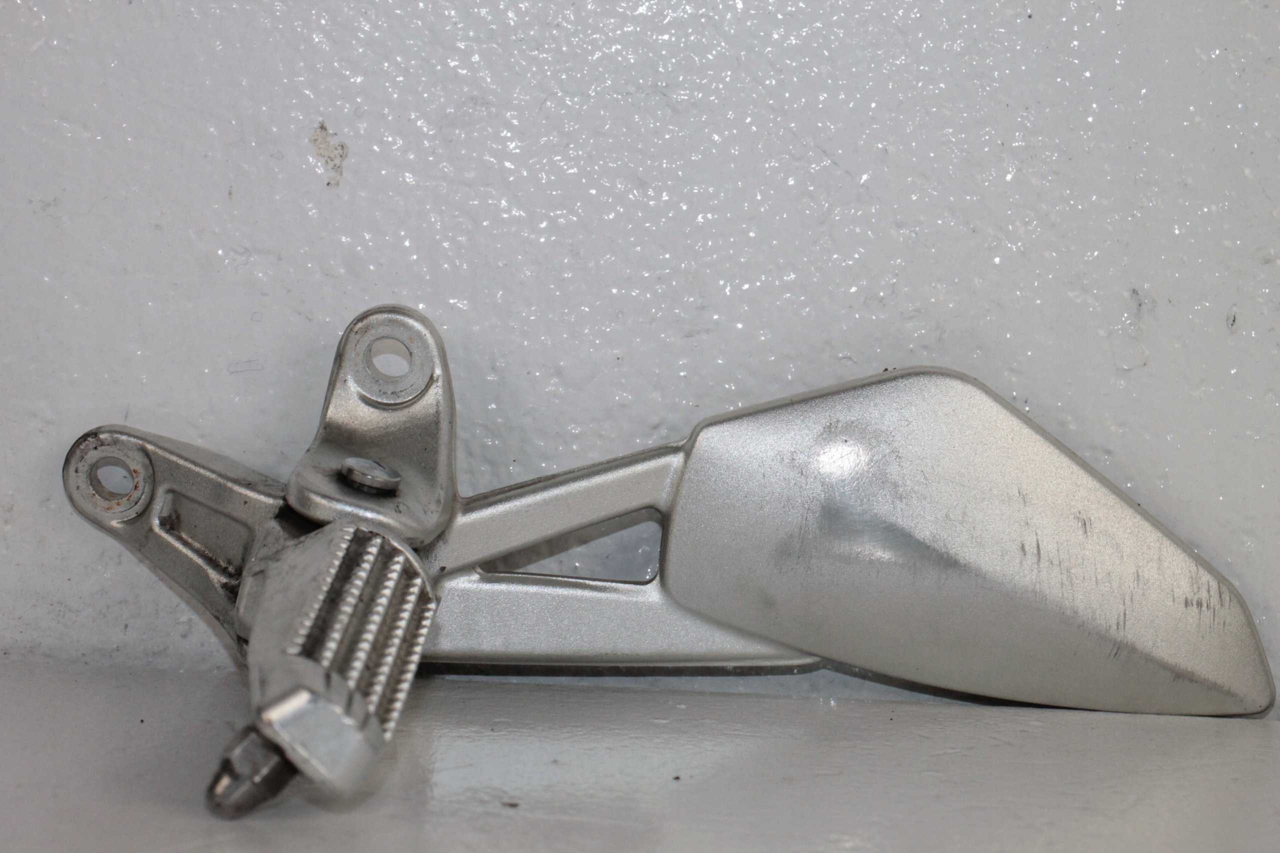 K1200R 41 - BMW K 1200 R 04-08 КОМПЛЕКТ ПЕРЕДНИЙ ЛЕВЫЙ