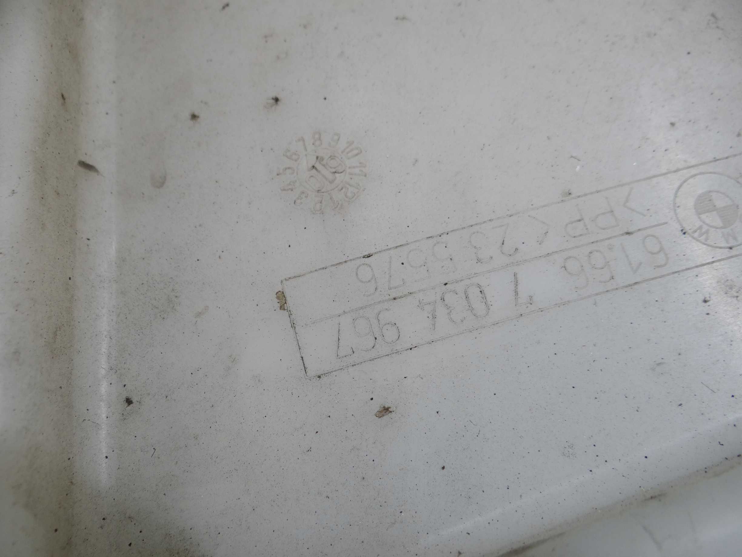 serbatoio LIQUIDO LAVAFARI BMW E60 LCI 7034967 (4822897)